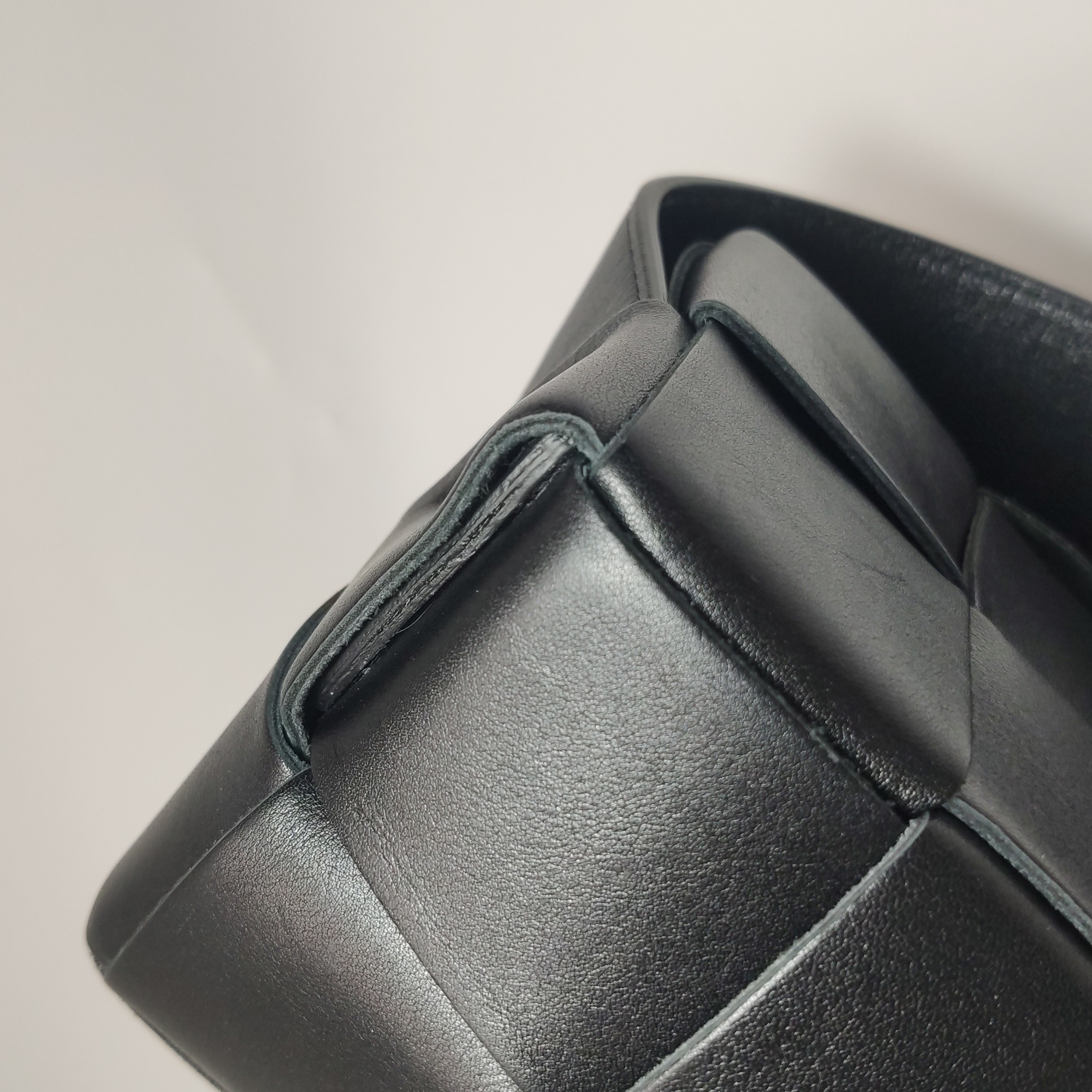 Bottega Veneta Brick Cassette Shoulder Bag Maxi Intrecciato Leather Small — photo 9 of 16