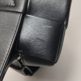 Bottega Veneta Brick Cassette Shoulder Bag Maxi Intrecciato Leather Small — thumbnail 12