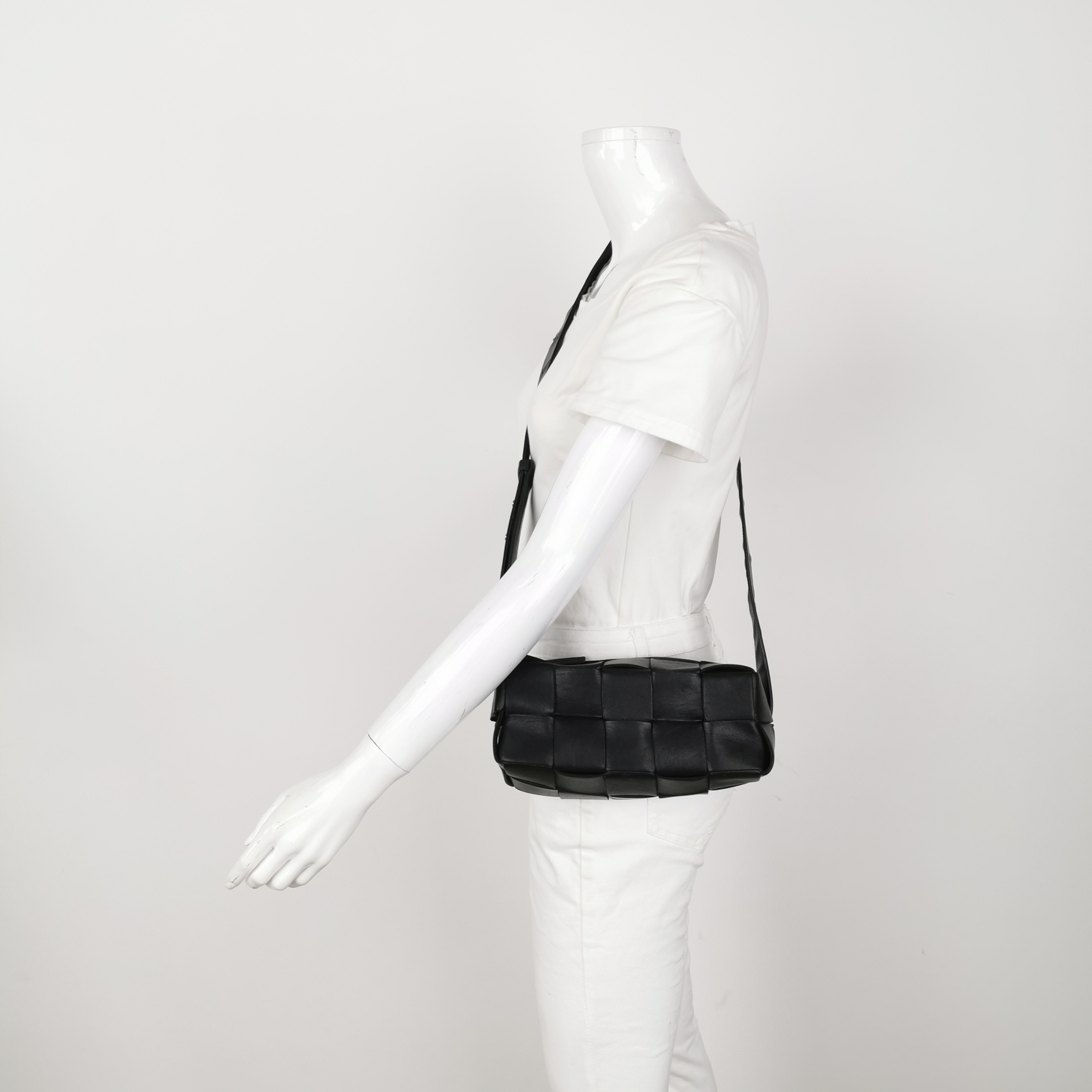 Bottega Veneta Brick Cassette Shoulder Bag Maxi Intrecciato Leather Small — alternate view