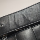 Bottega Veneta Brick Cassette Shoulder Bag Maxi Intrecciato Leather Small — thumbnail 16