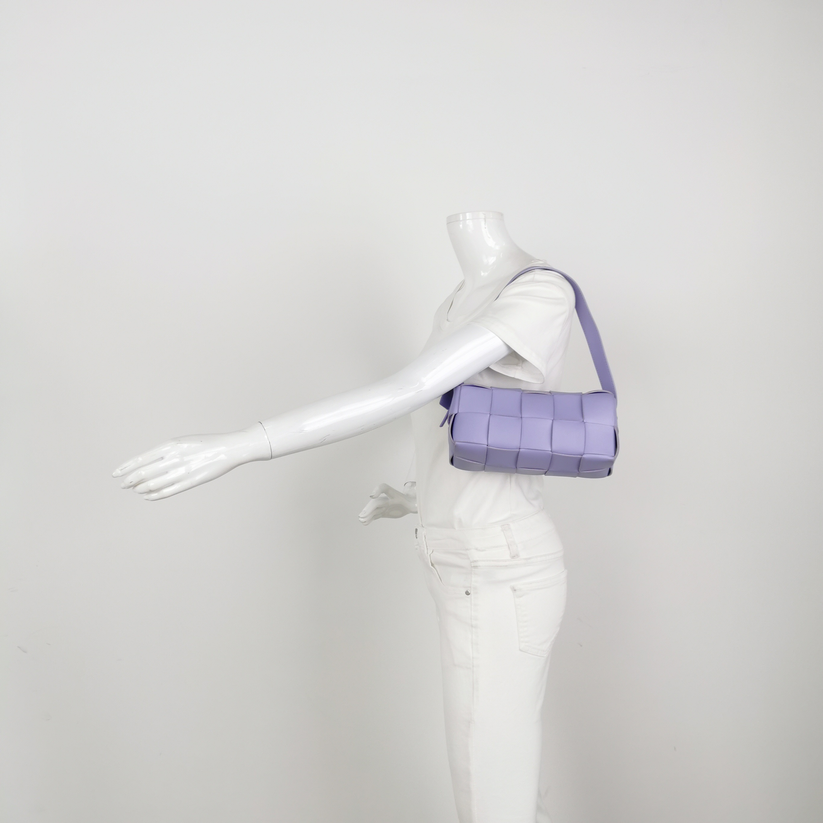 Bottega Veneta Brick Cassette Shoulder Bag Maxi Intrecciato Leather Small — alternate view