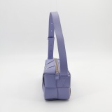 Bottega Veneta Brick Cassette Shoulder Bag Maxi Intrecciato Leather Small — thumbnail 5