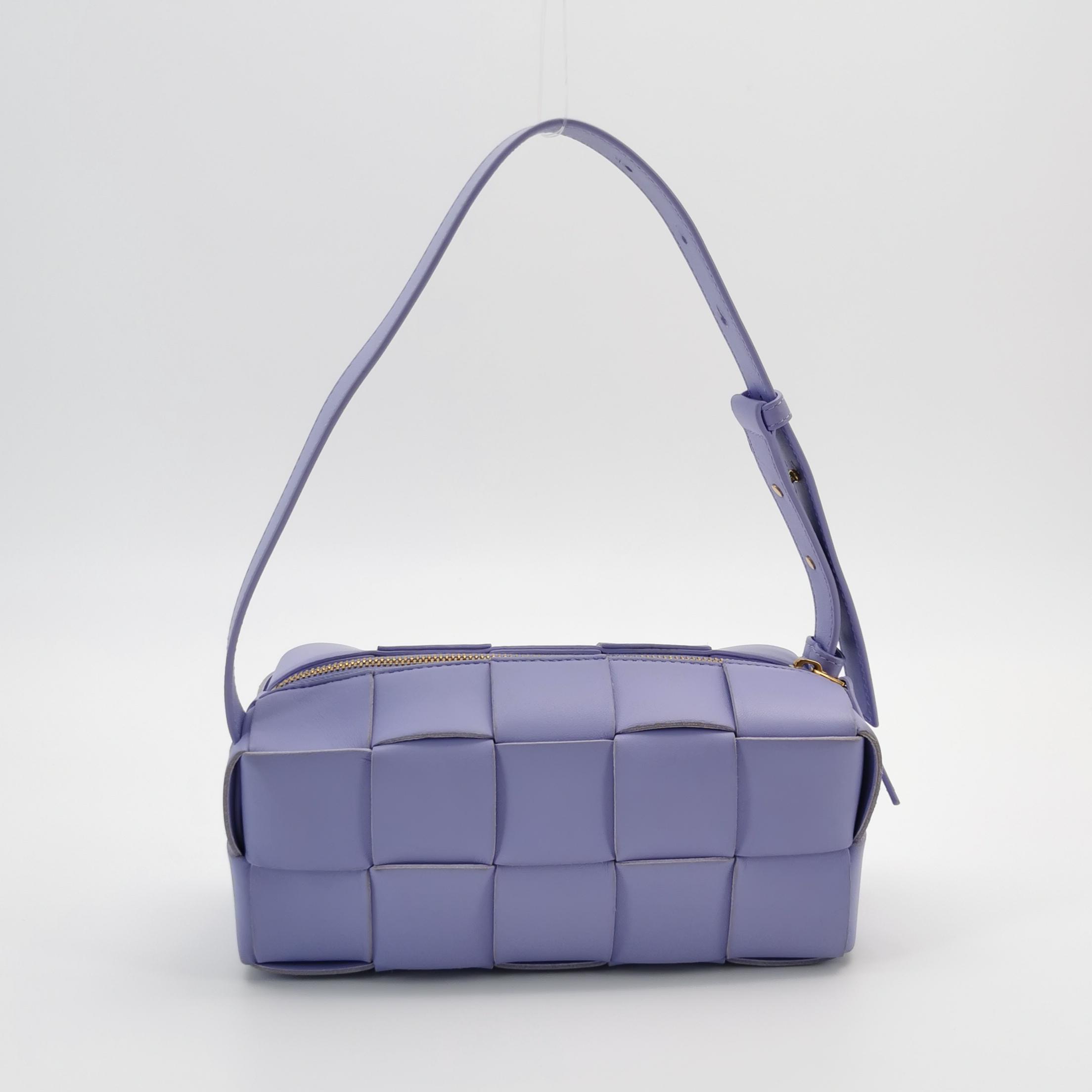 Bottega Veneta Brick Cassette Shoulder Bag Maxi Intrecciato Leather Small — photo 3 of 16