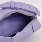 Bottega Veneta Brick Cassette Shoulder Bag Maxi Intrecciato Leather Small — thumbnail 7