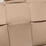 Bottega Veneta Brick Cassette Shoulder Bag Maxi Intrecciato Leather Small — thumbnail 15