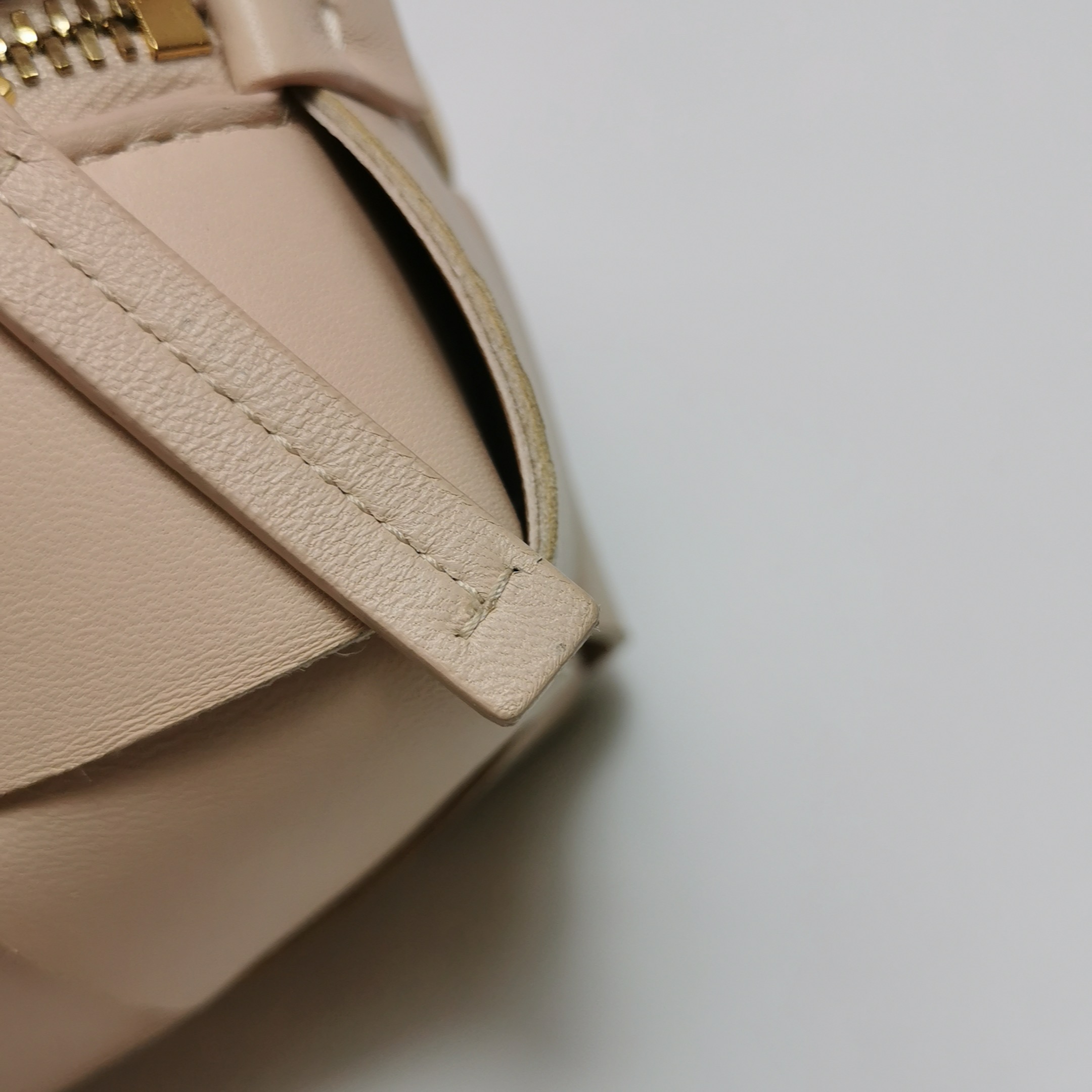 Bottega Veneta Brick Cassette Shoulder Bag Maxi Intrecciato Leather Small — photo 11 of 14