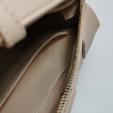 Bottega Veneta Brick Cassette Shoulder Bag Maxi Intrecciato Leather Small — thumbnail 9