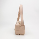 Bottega Veneta Brick Cassette Shoulder Bag Maxi Intrecciato Leather Small — thumbnail 4