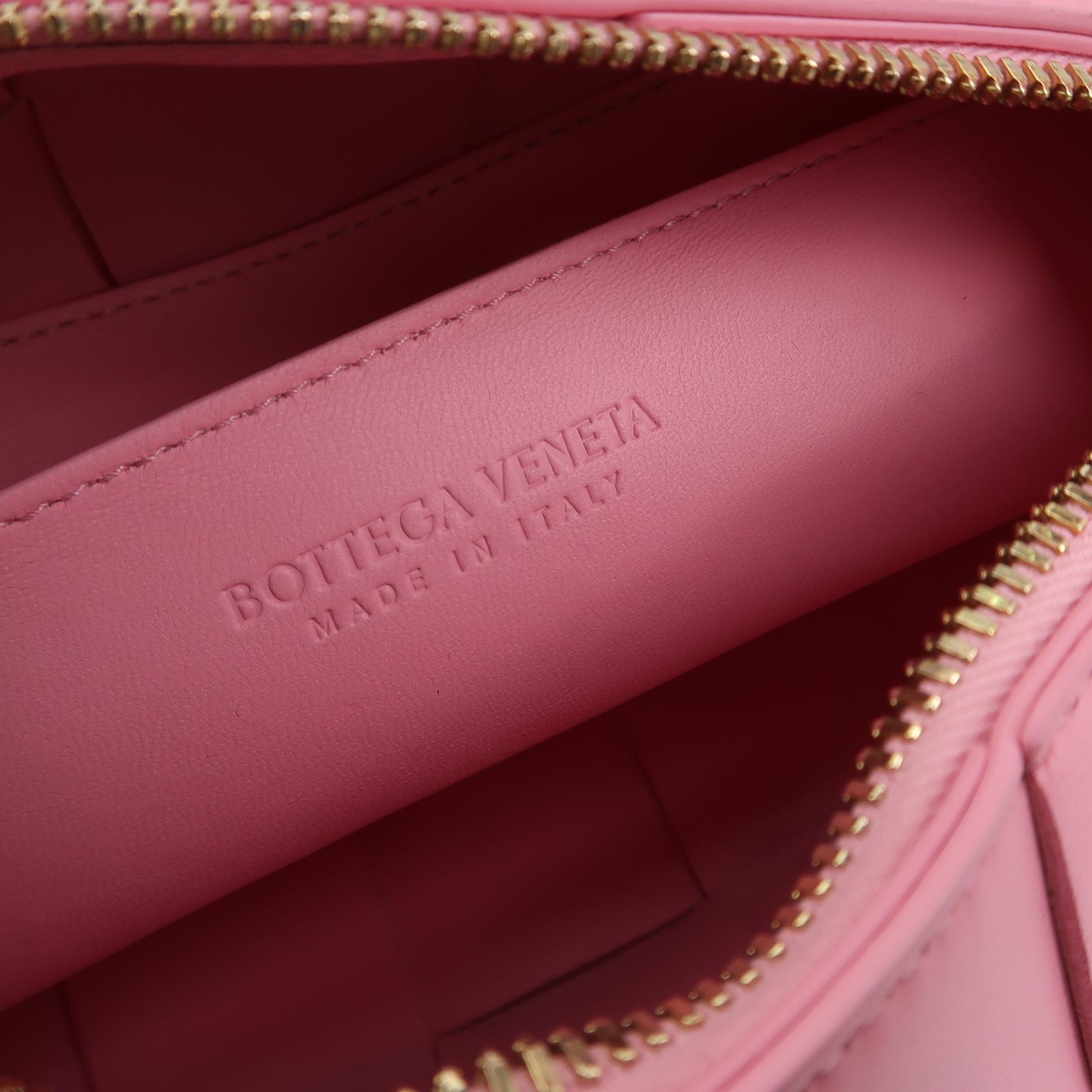 Bottega Veneta Brick Cassette Shoulder Bag Maxi Intrecciato Leather Small — photo 8 of 14