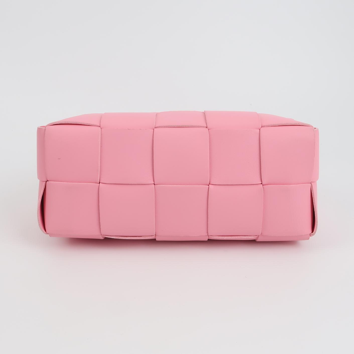 Bottega Veneta Brick Cassette Shoulder Bag Maxi Intrecciato Leather Small — photo 6 of 16