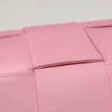 Bottega Veneta Brick Cassette Shoulder Bag Maxi Intrecciato Leather Small — thumbnail 12