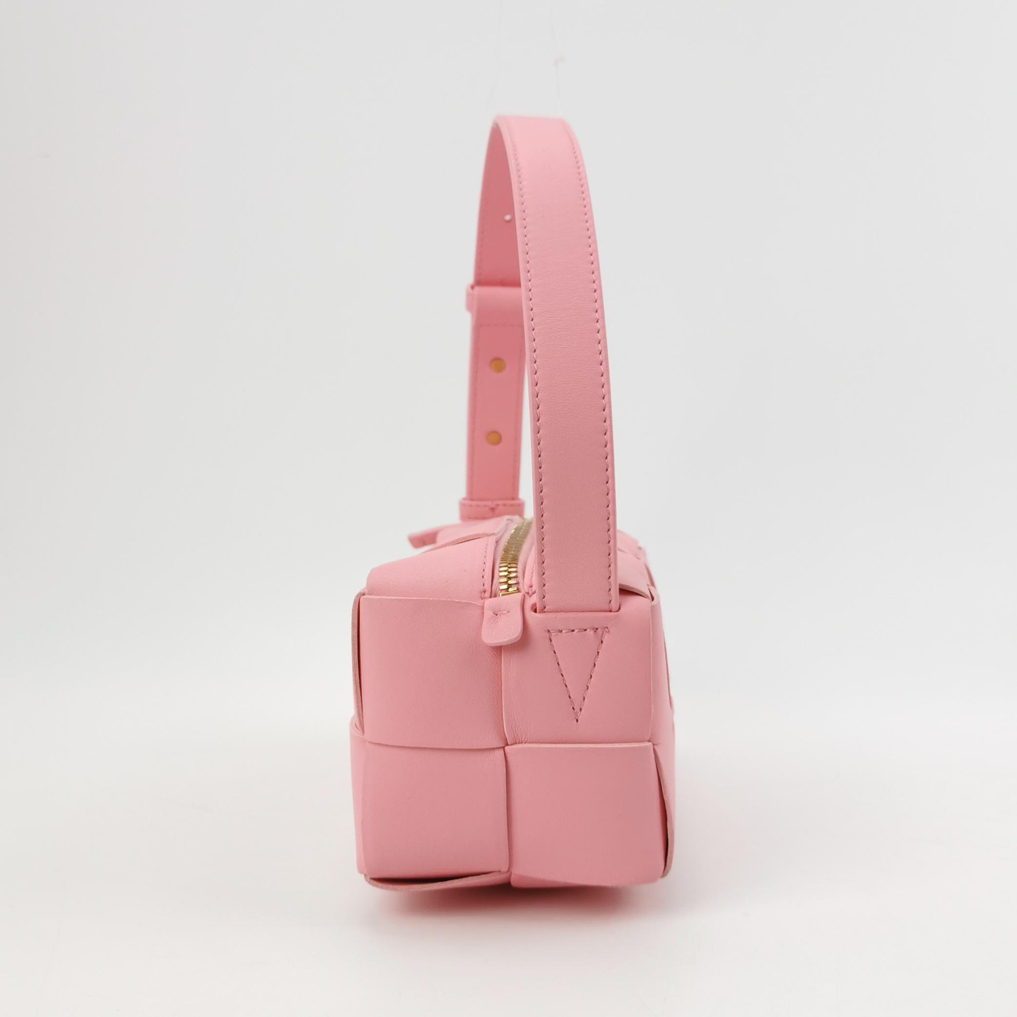 Bottega Veneta Brick Cassette Shoulder Bag Maxi Intrecciato Leather Small — photo 5 of 15