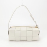 Bottega Veneta Brick Cassette Shoulder Bag Maxi Intrecciato Leather Small — thumbnail 3