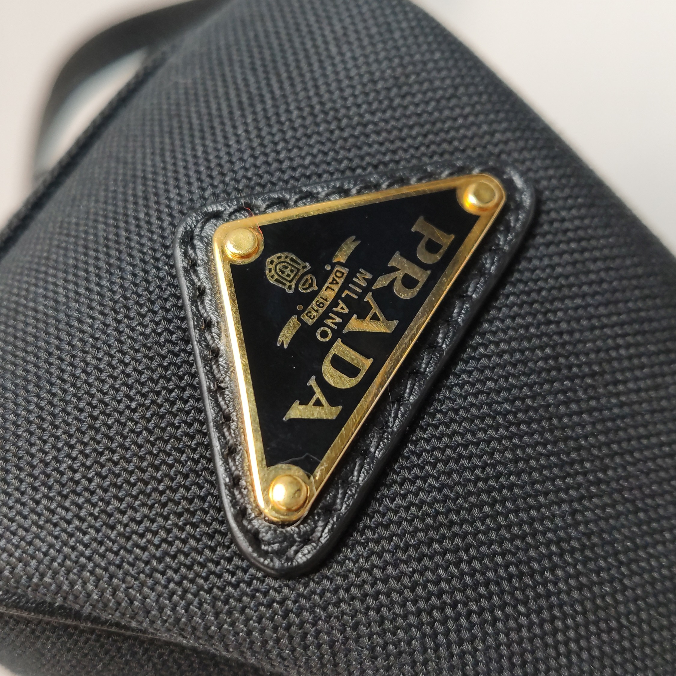 Prada Logo Flap Crossbody Shoulder Bag Saffiano Leather — photo 10 of 13