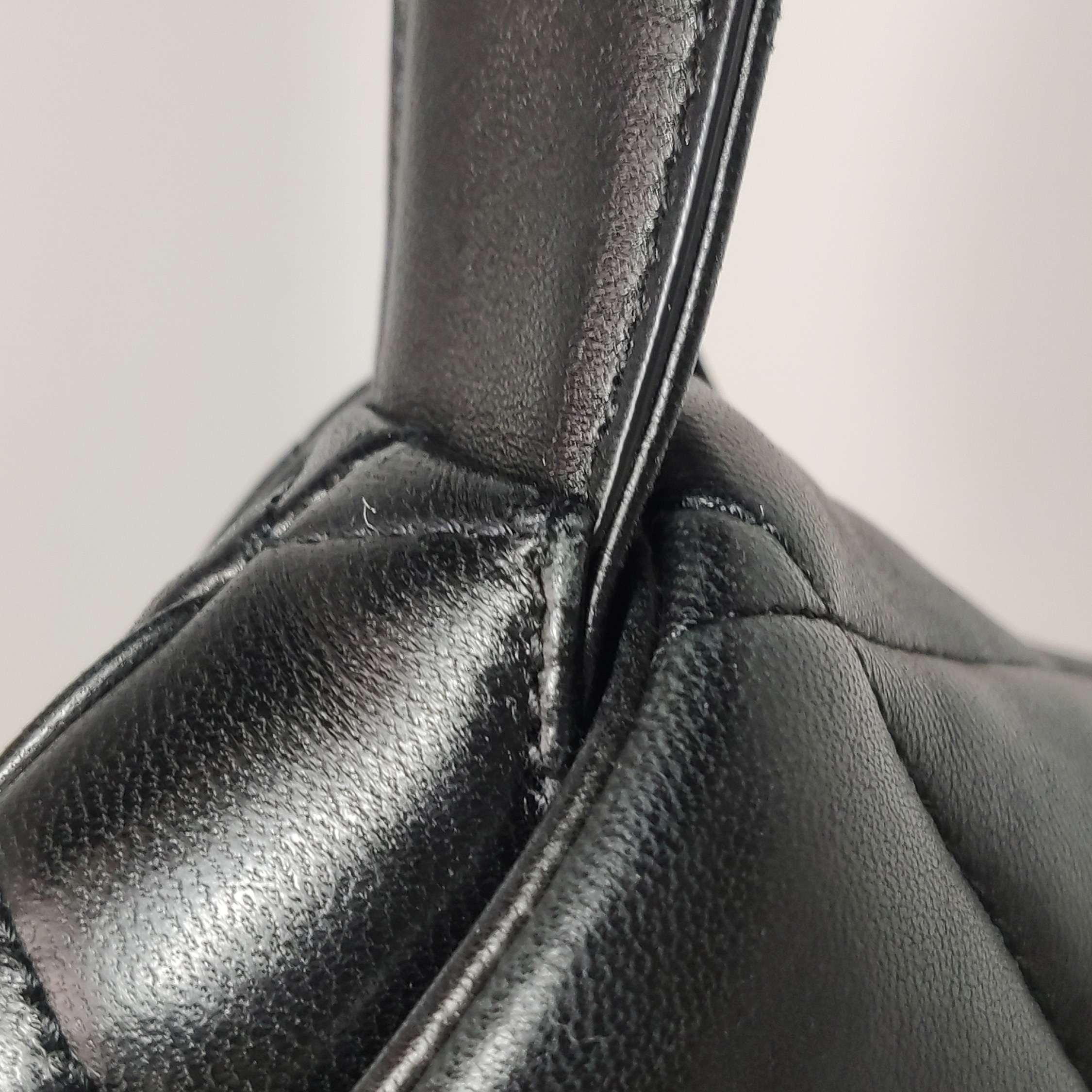 Saint Laurent Le 57 Shoulder Bag Quilted Leather — photo 16 of 16