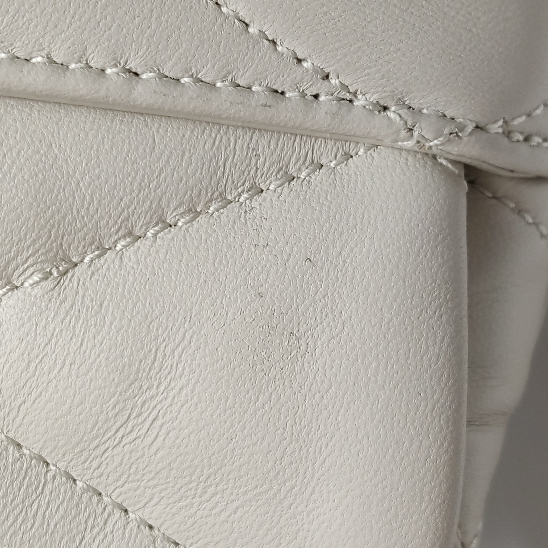 Saint Laurent Le 57 Shoulder Bag Quilted Leather — photo 15 of 15
