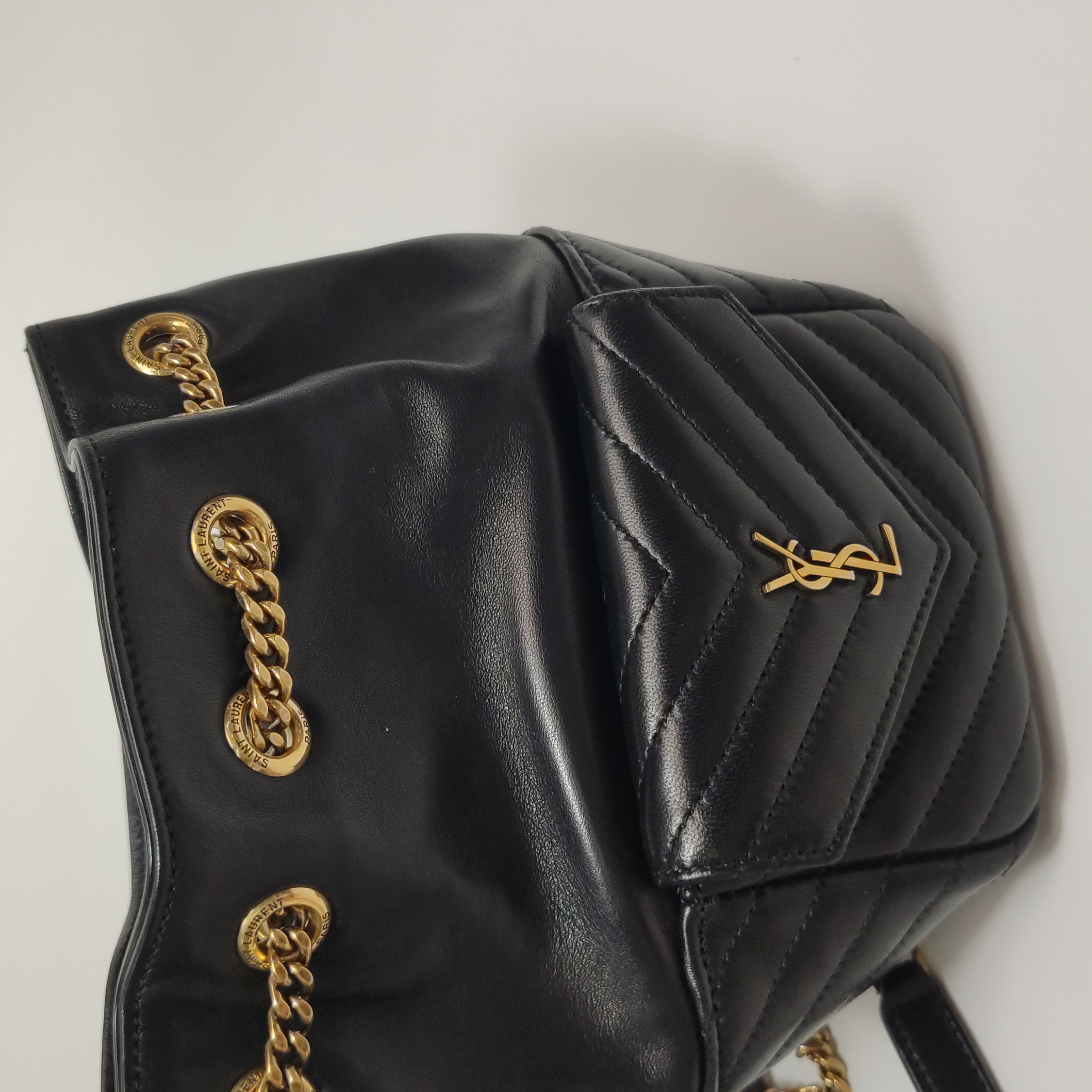 Saint Laurent Joe Bucket Bag Matelasse Chevron Leather Mini — photo 9 of 15