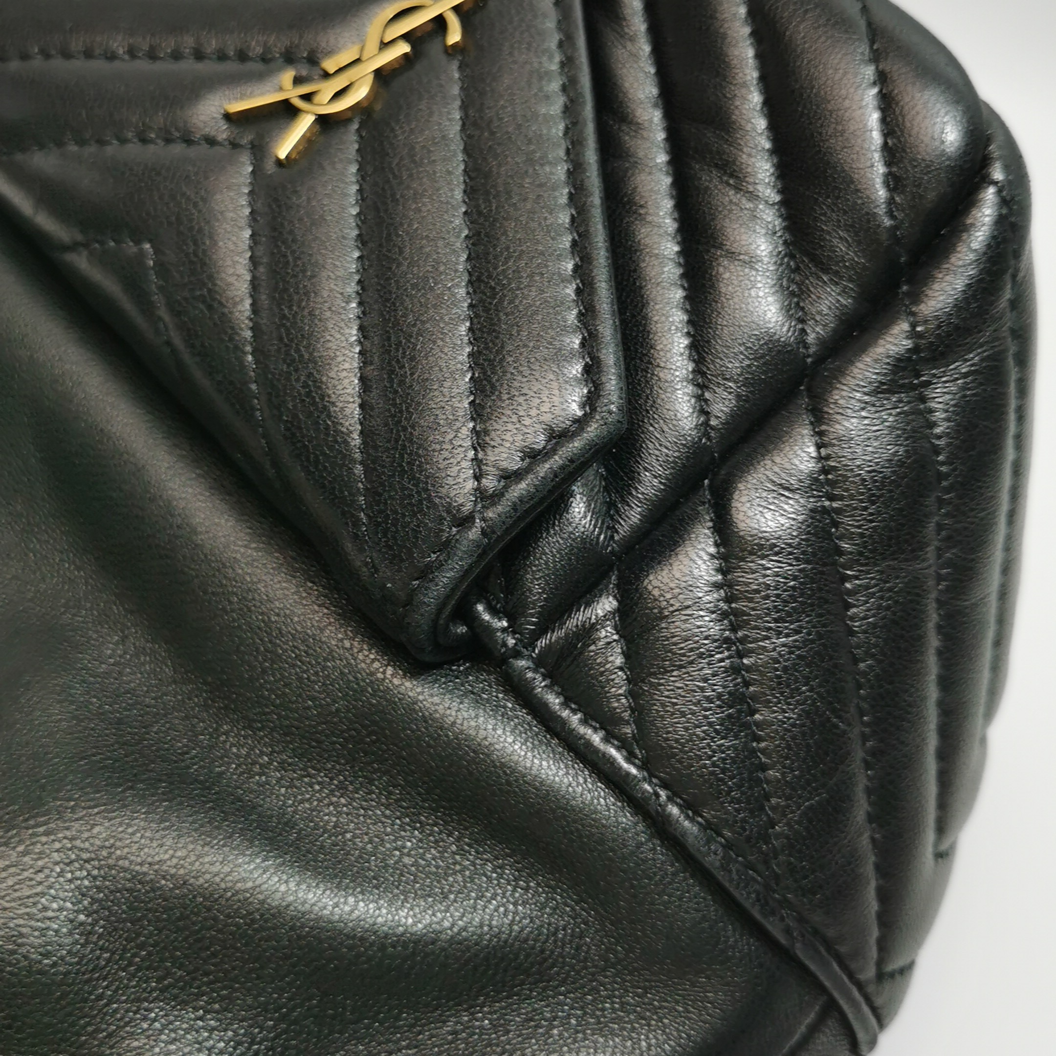 Saint Laurent Joe Bucket Bag Matelasse Chevron Leather Mini — photo 12 of 15