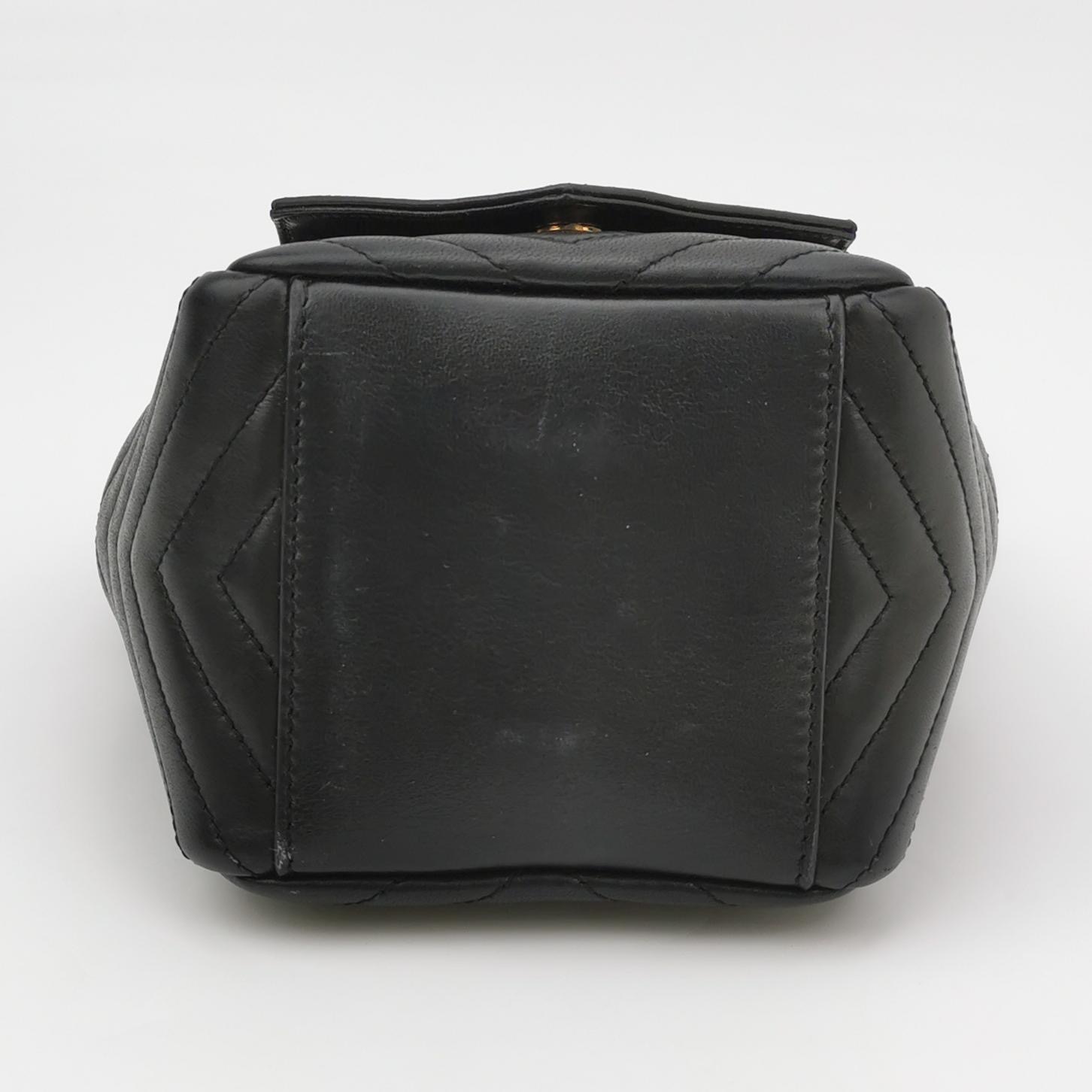 Saint Laurent Joe Bucket Bag Matelasse Chevron Leather Mini — photo 6 of 15