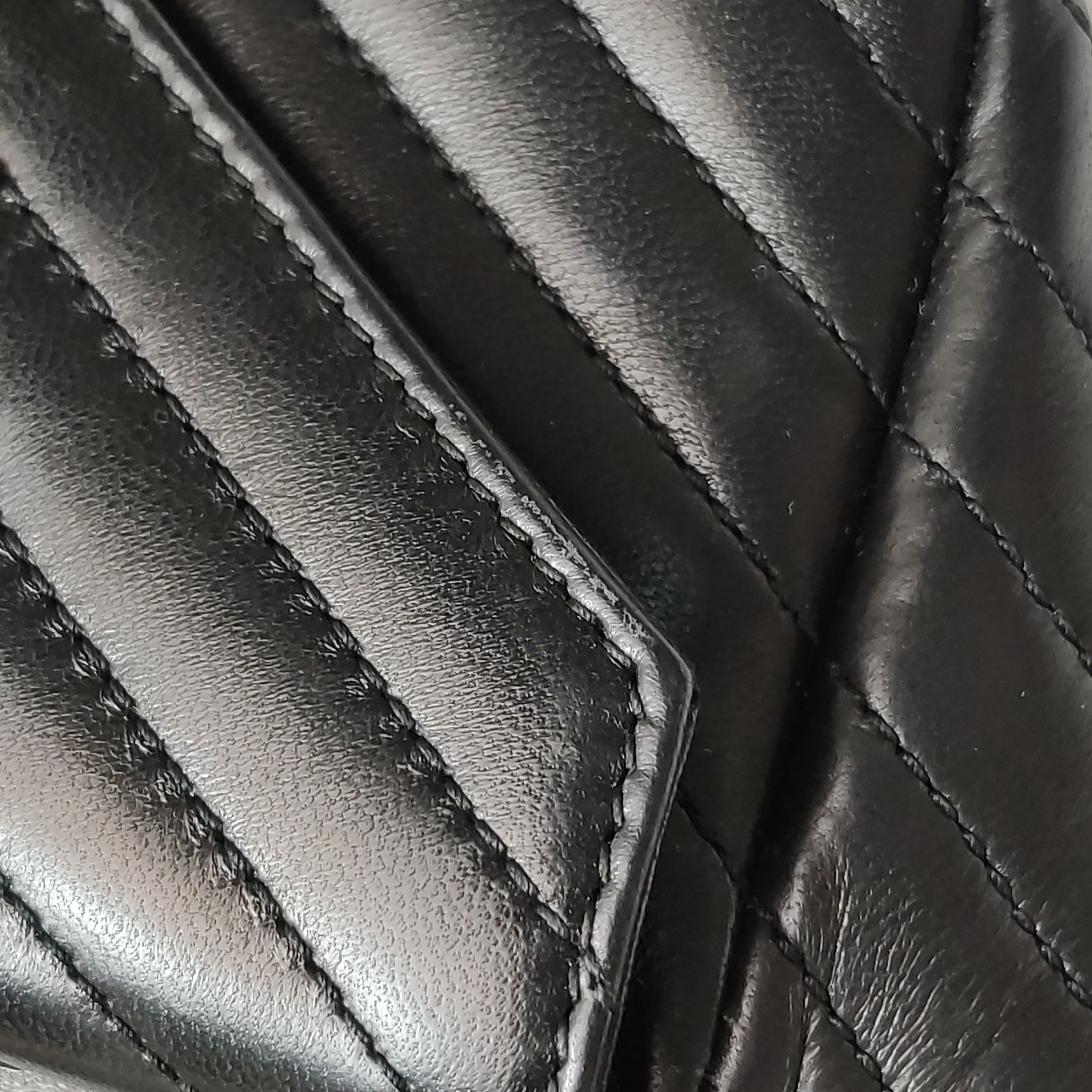 Saint Laurent Joe Bucket Bag Matelasse Chevron Leather Mini — photo 13 of 15