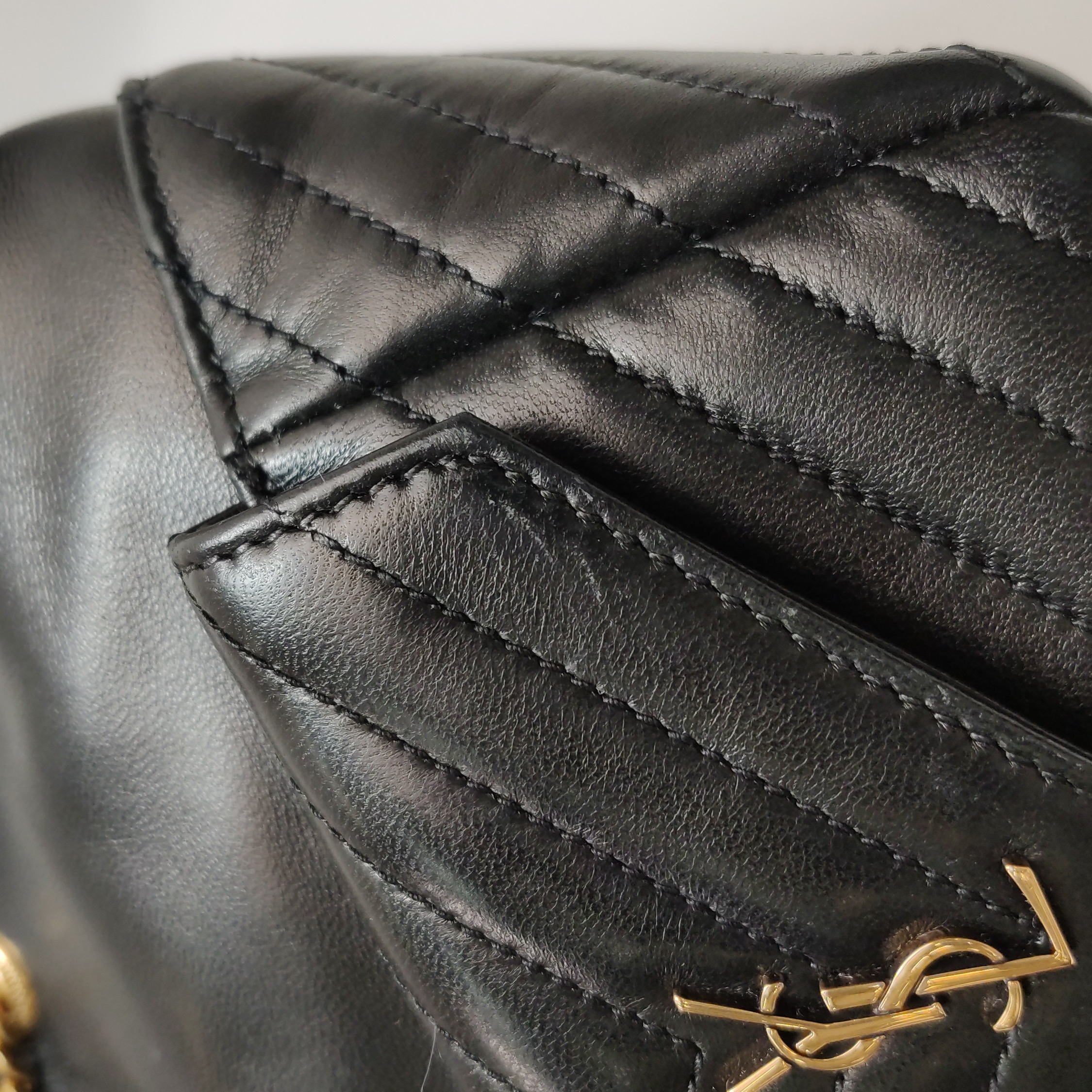 Saint Laurent Joe Bucket Bag Matelasse Chevron Leather Mini — photo 8 of 15