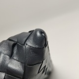 Bottega Veneta Hop Hobo Intrecciato Leather Mini — thumbnail 10