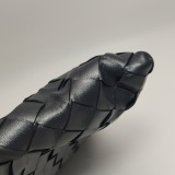 Bottega Veneta Hop Hobo Intrecciato Leather Mini — thumbnail 9
