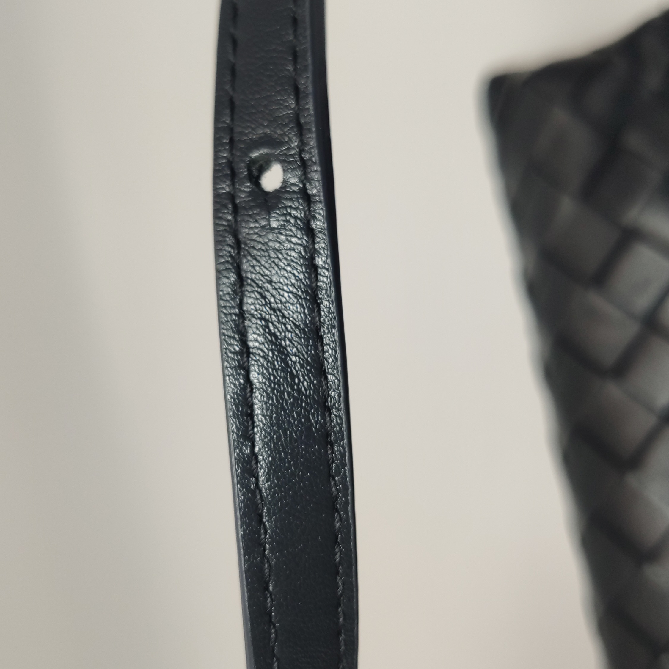 Bottega Veneta Hop Hobo Intrecciato Leather Mini — photo 17 of 17