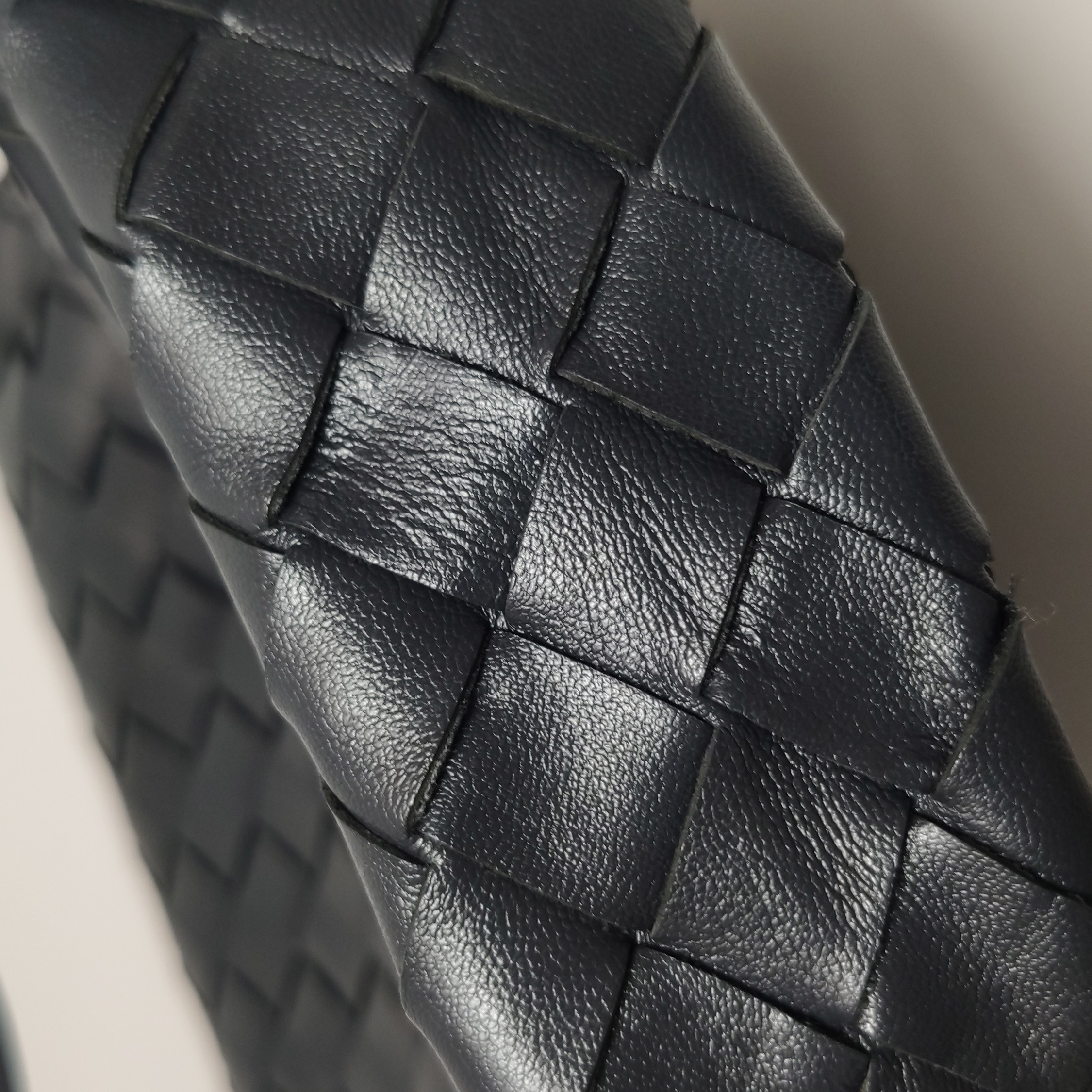 Bottega Veneta Hop Hobo Intrecciato Leather Mini — photo 12 of 17