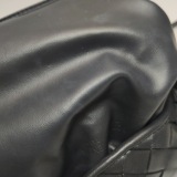 Bottega Veneta Hop Hobo Intrecciato Leather Mini — thumbnail 15