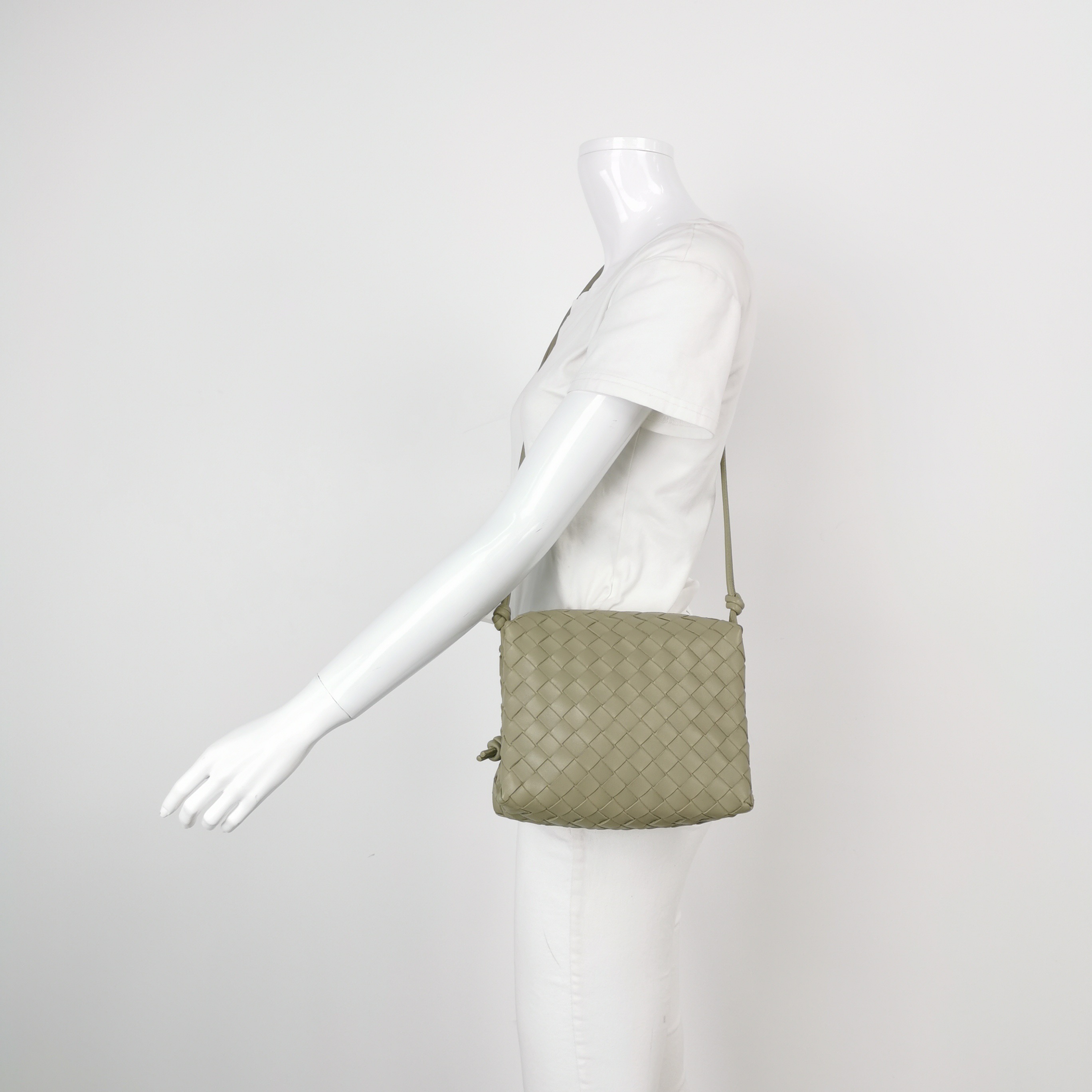 Bottega Veneta Loop Crossbody Bag Intrecciato Nappa Small — alternate view