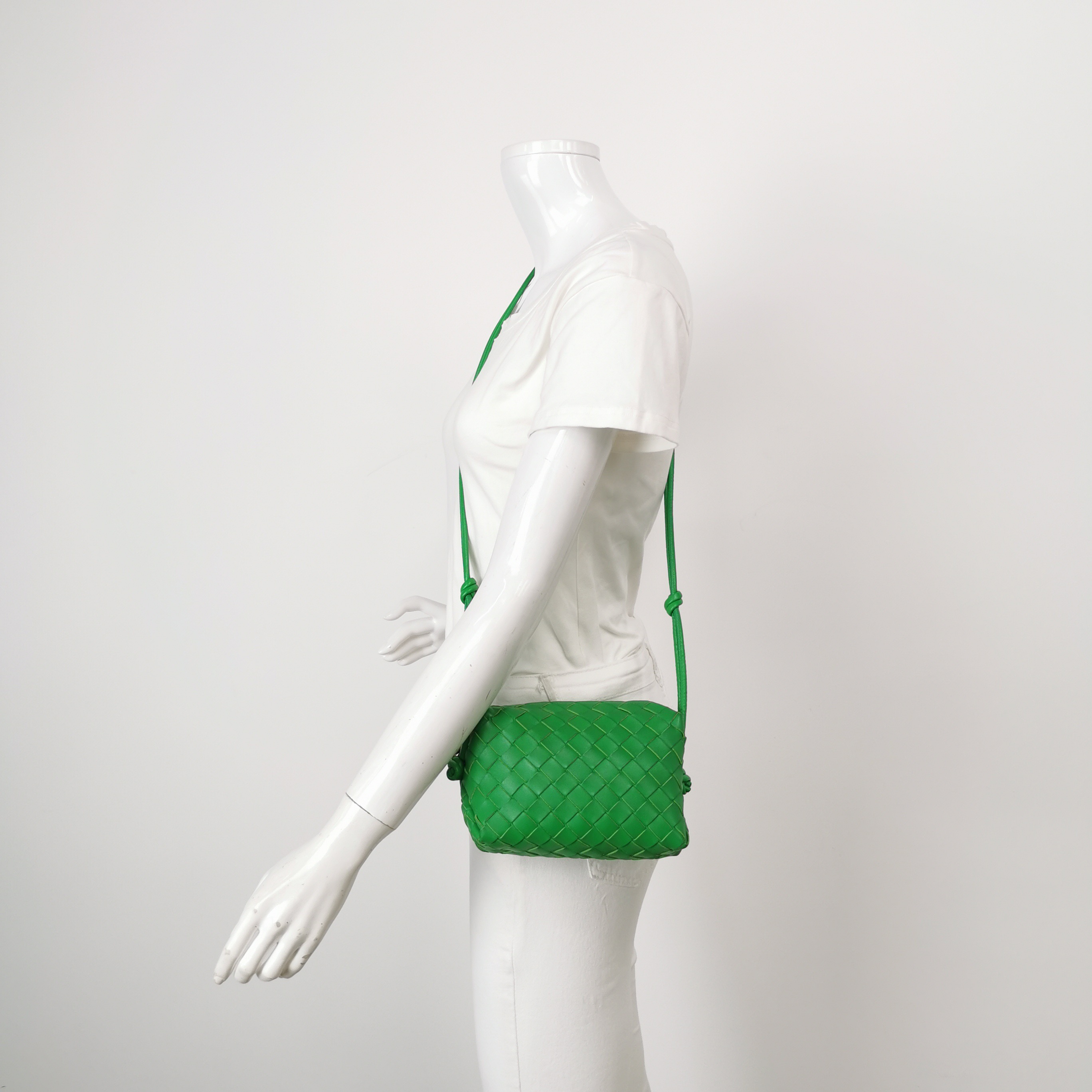 Bottega Veneta Loop Crossbody Bag Intrecciato Nappa Mini — alternate view