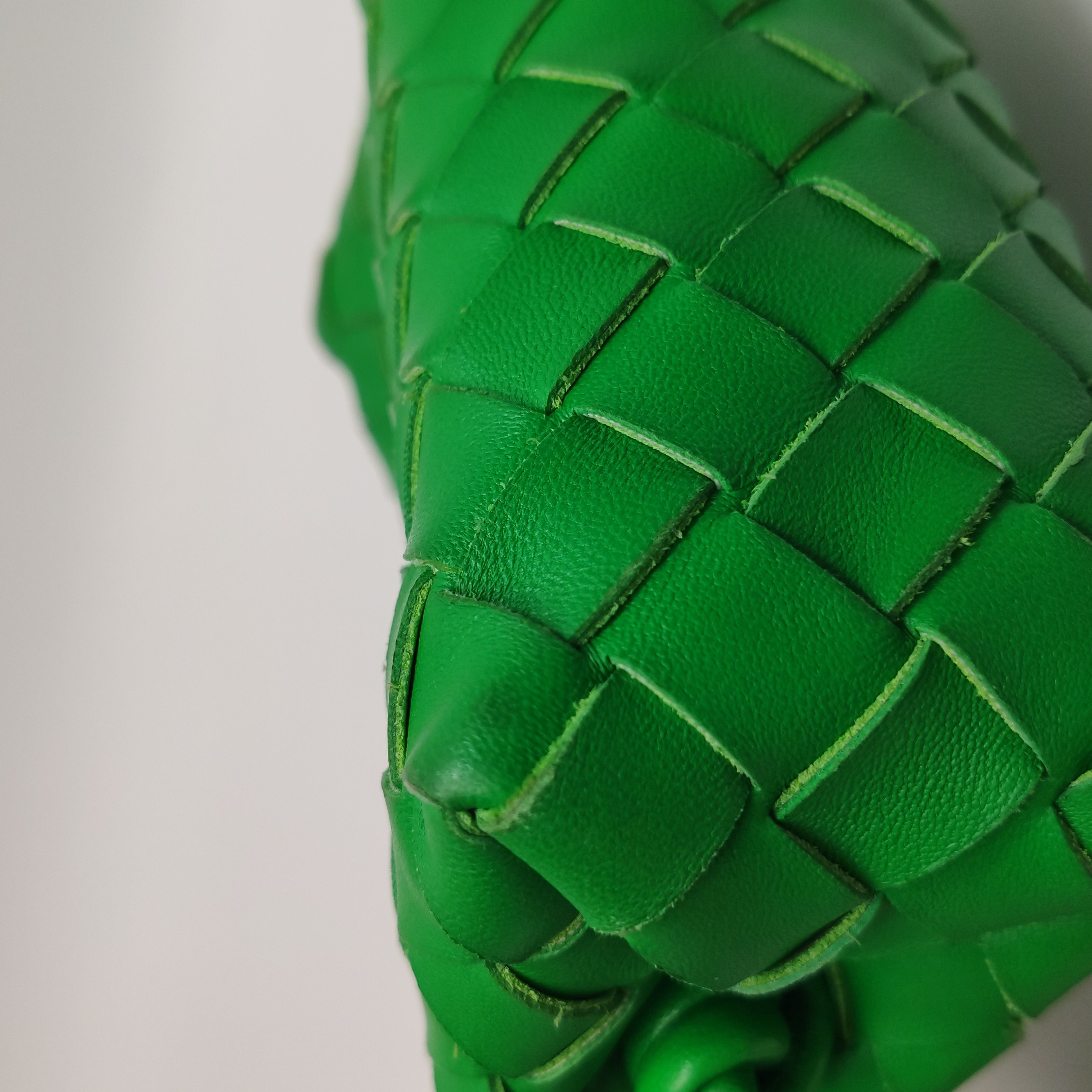 Bottega Veneta Loop Crossbody Bag Intrecciato Nappa Mini — photo 15 of 17