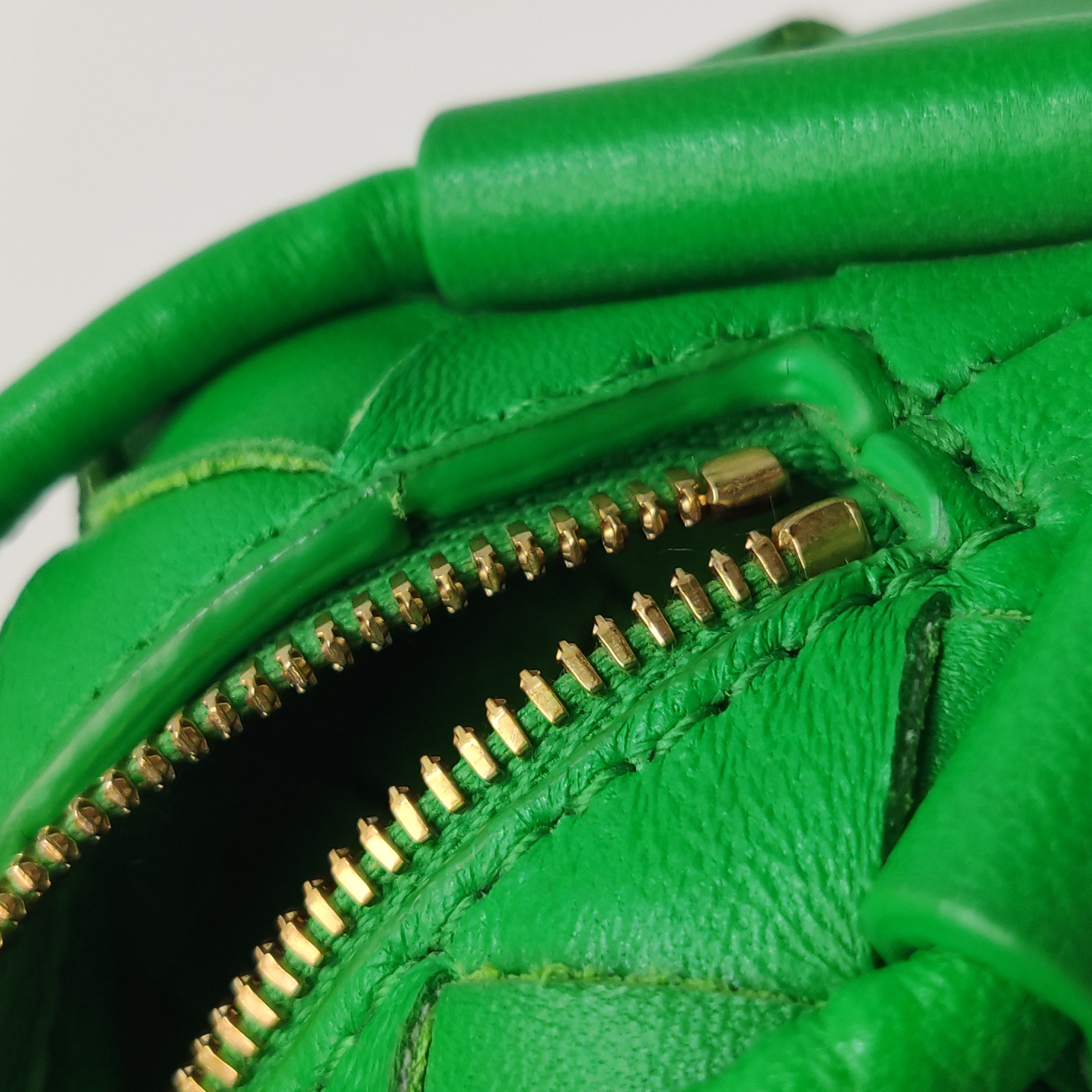 Bottega Veneta Loop Crossbody Bag Intrecciato Nappa Mini — photo 12 of 17