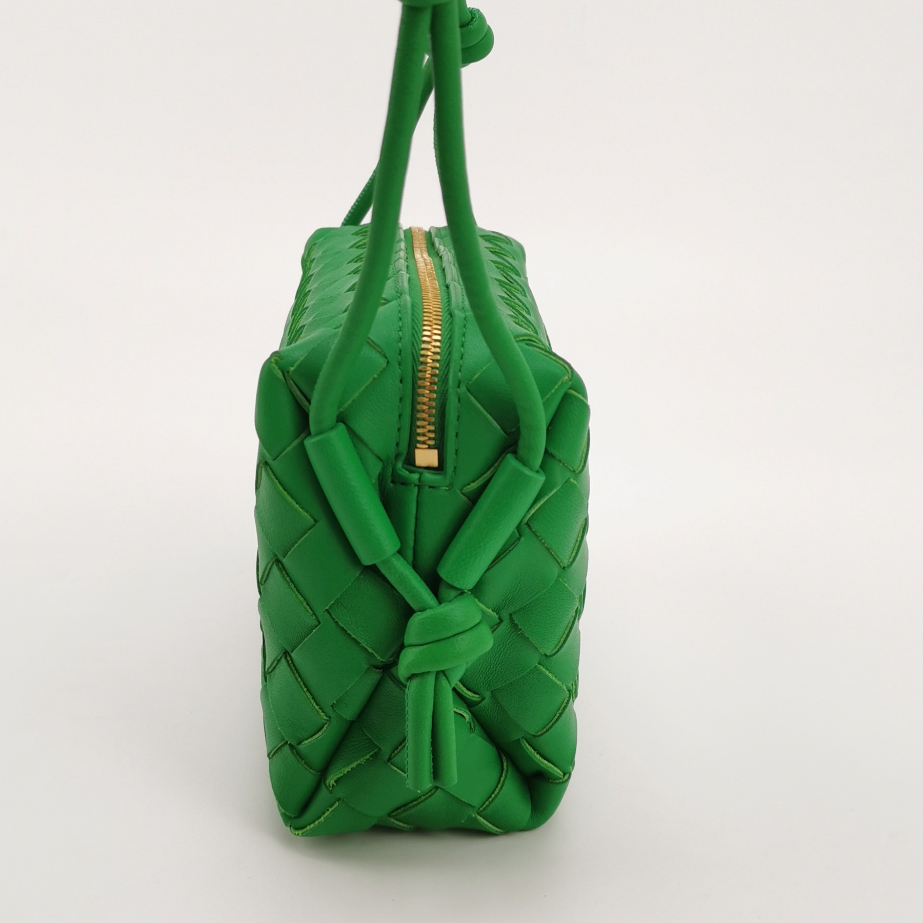 Bottega Veneta Loop Crossbody Bag Intrecciato Nappa Mini — photo 4 of 9