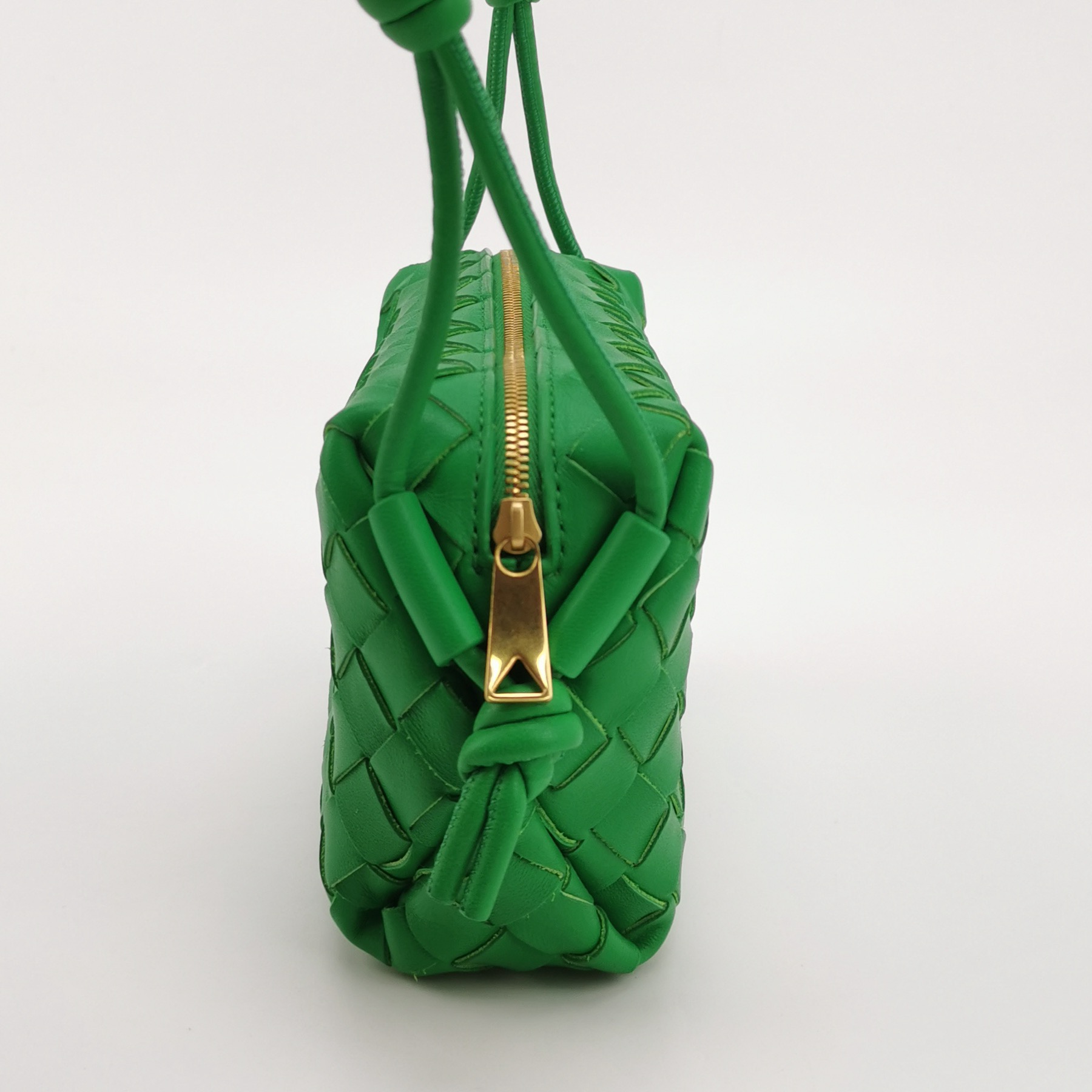 Bottega Veneta Loop Crossbody Bag Intrecciato Nappa Mini — photo 5 of 9