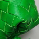 Bottega Veneta Loop Crossbody Bag Intrecciato Nappa Mini — thumbnail 8