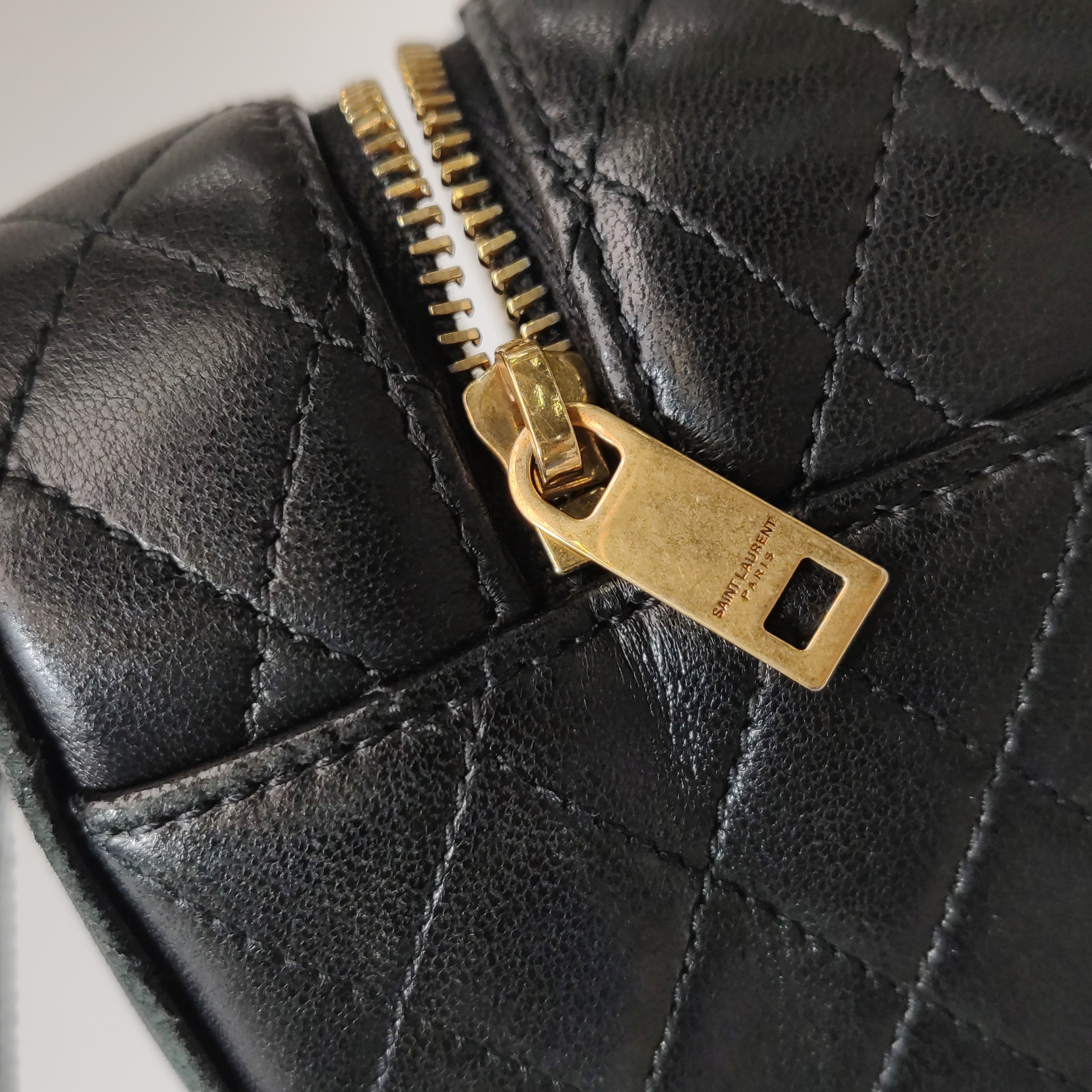 Saint Laurent Gaby Zip Around Vanity Bag Quilted Leather — photo 11 of 19
