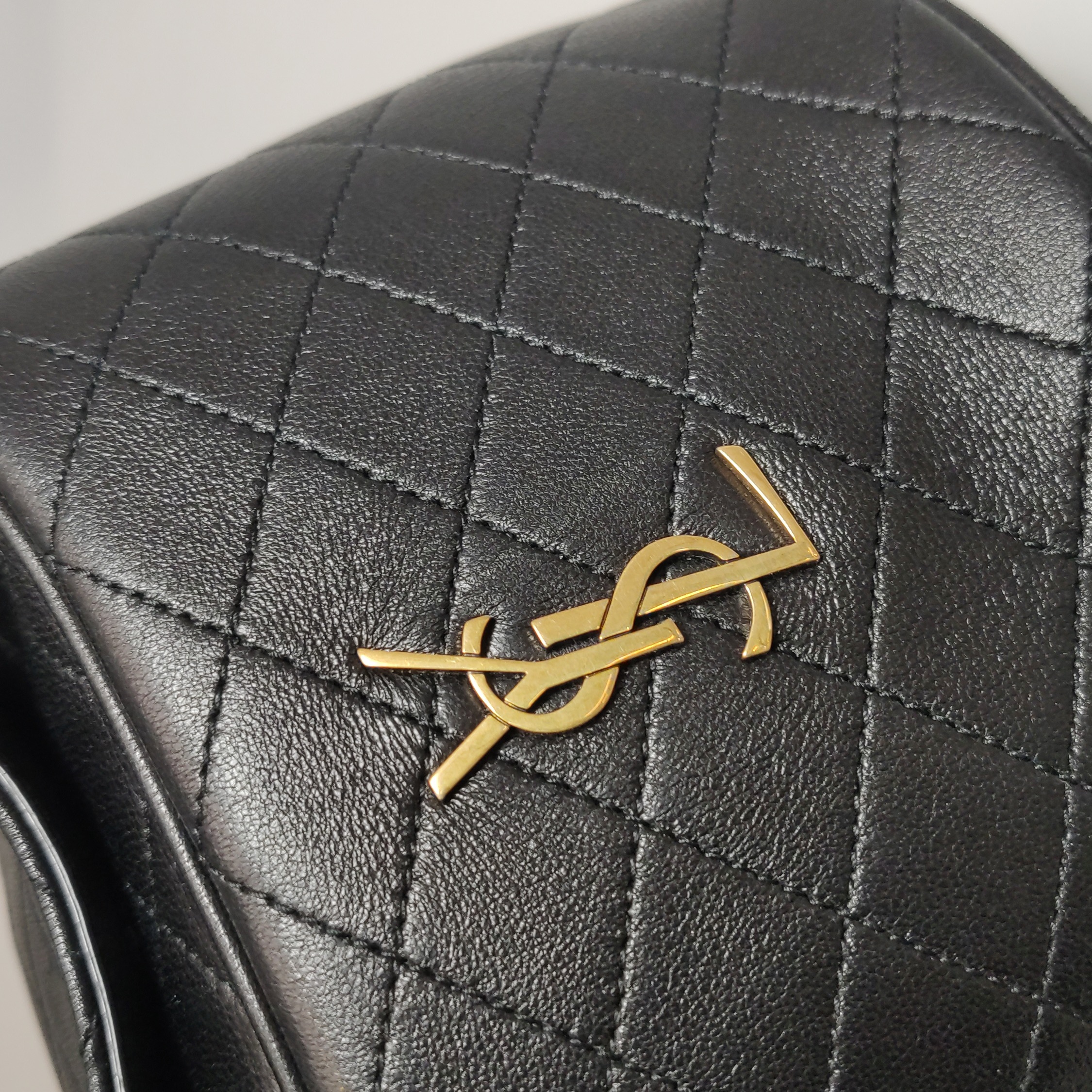 Saint Laurent Gaby Chain Bucket Bag Quilted Leather Mini — photo 9 of 15