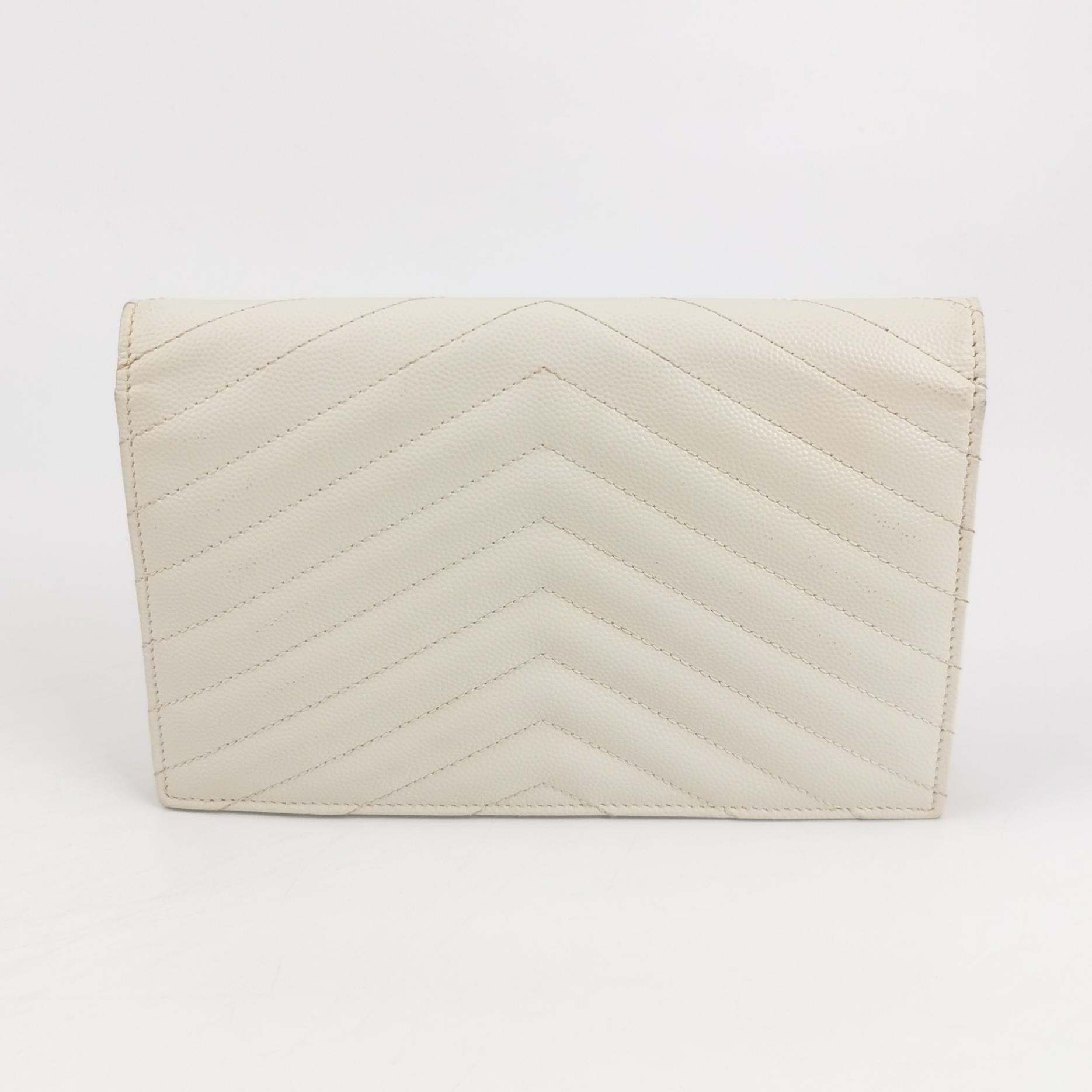 Saint Laurent Classic Monogram Wallet on Chain Matelasse Chevron Leather Small — photo 3 of 17