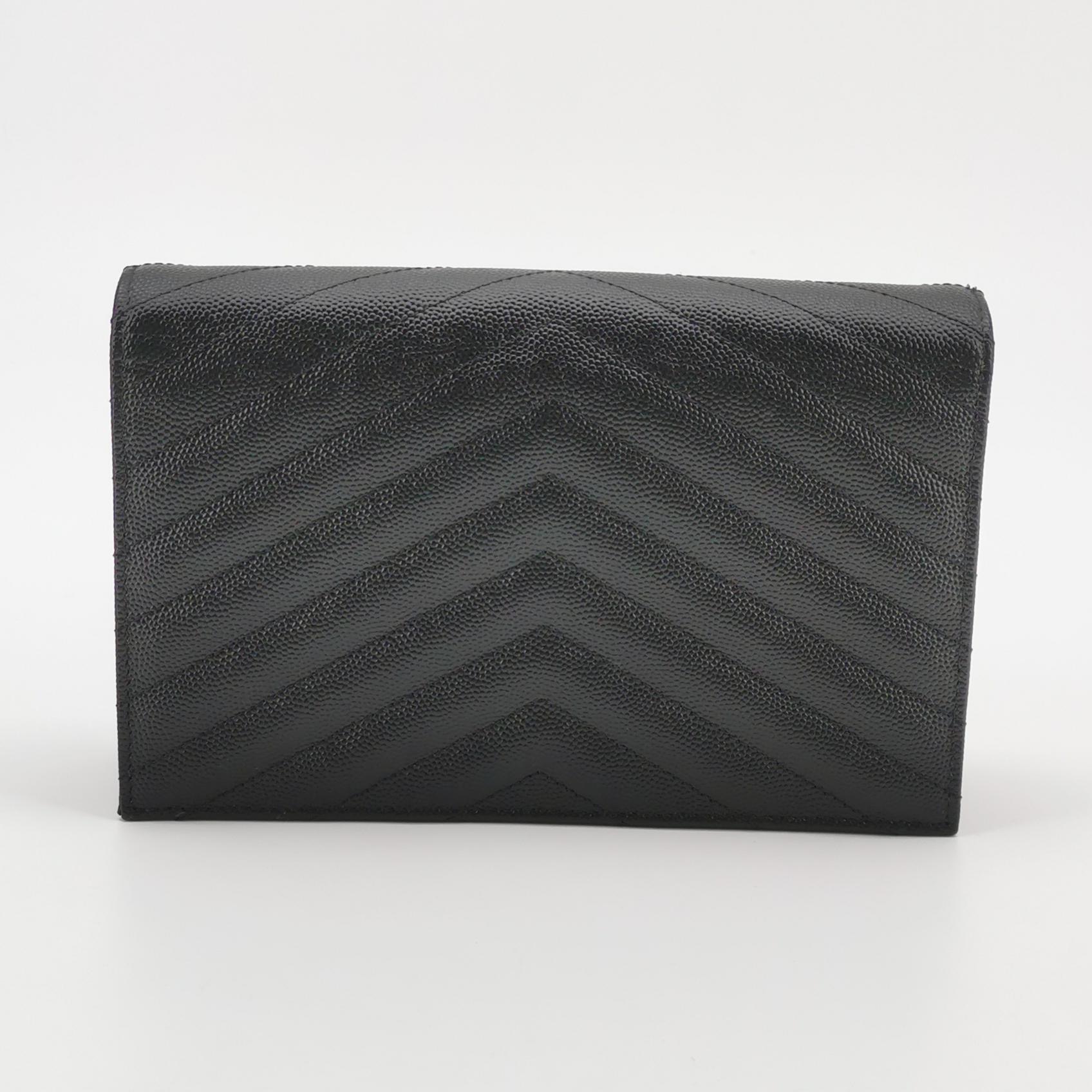 Saint Laurent Classic Monogram Envelope Satchel Matelasse Chevron Leather — photo 3 of 16