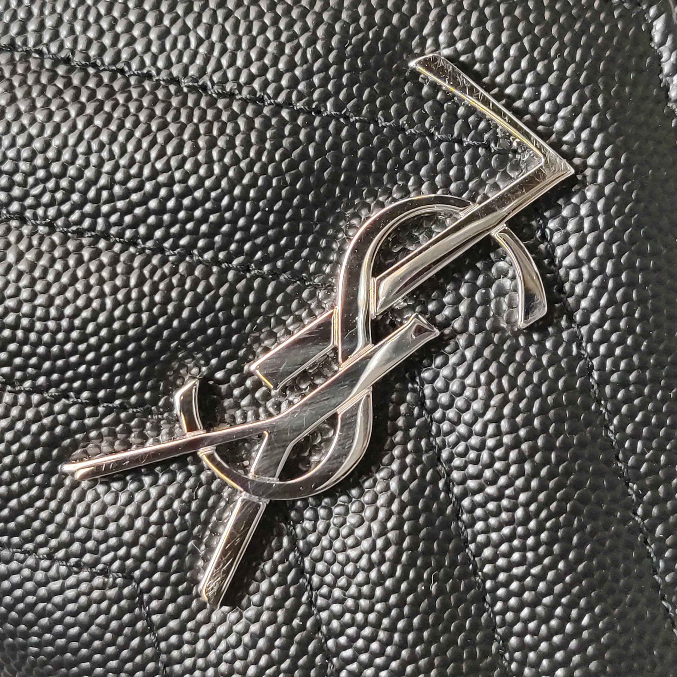 Saint Laurent Classic Monogram Envelope Satchel Matelasse Chevron Leather — photo 9 of 16