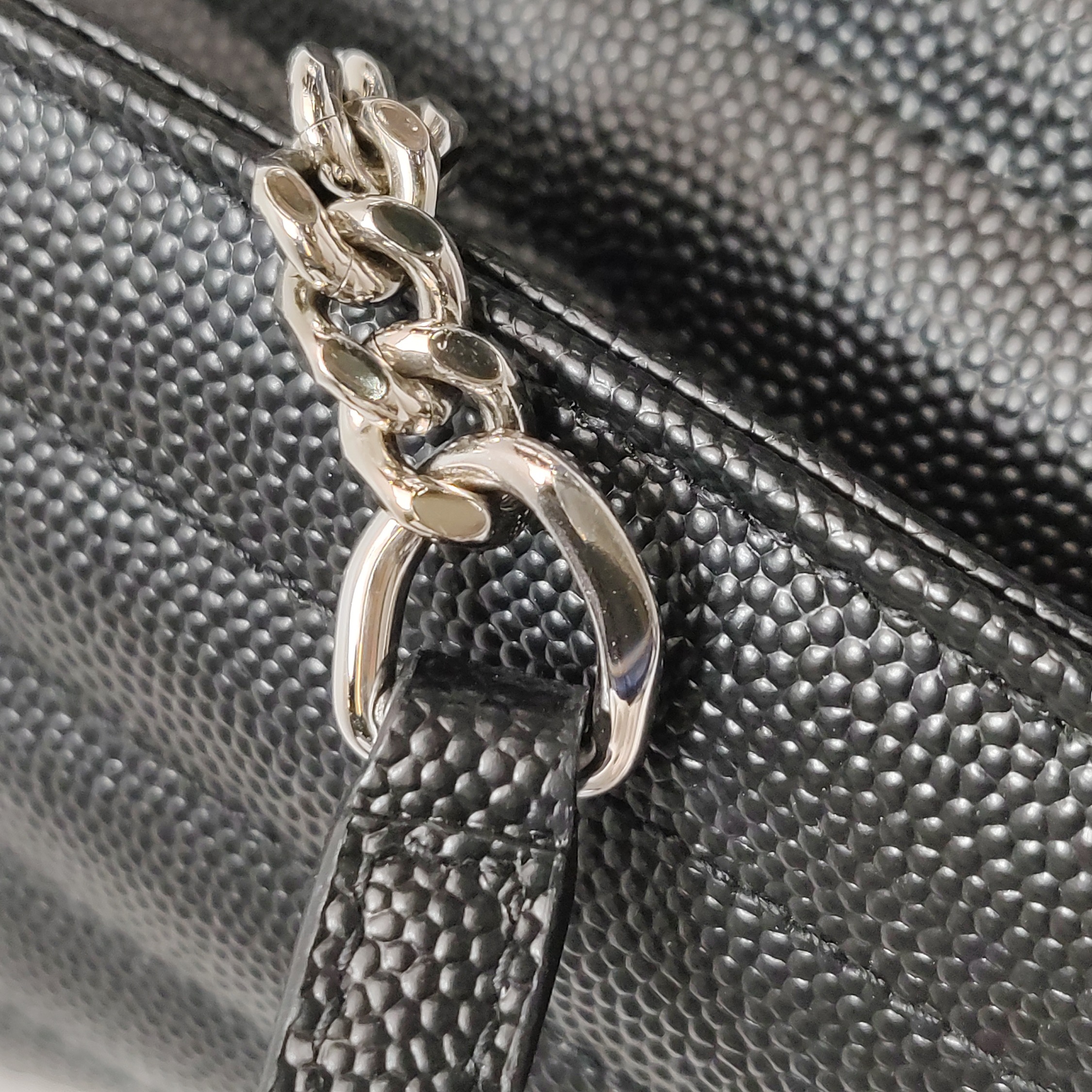 Saint Laurent Classic Monogram Envelope Satchel Matelasse Chevron Leather — photo 12 of 16