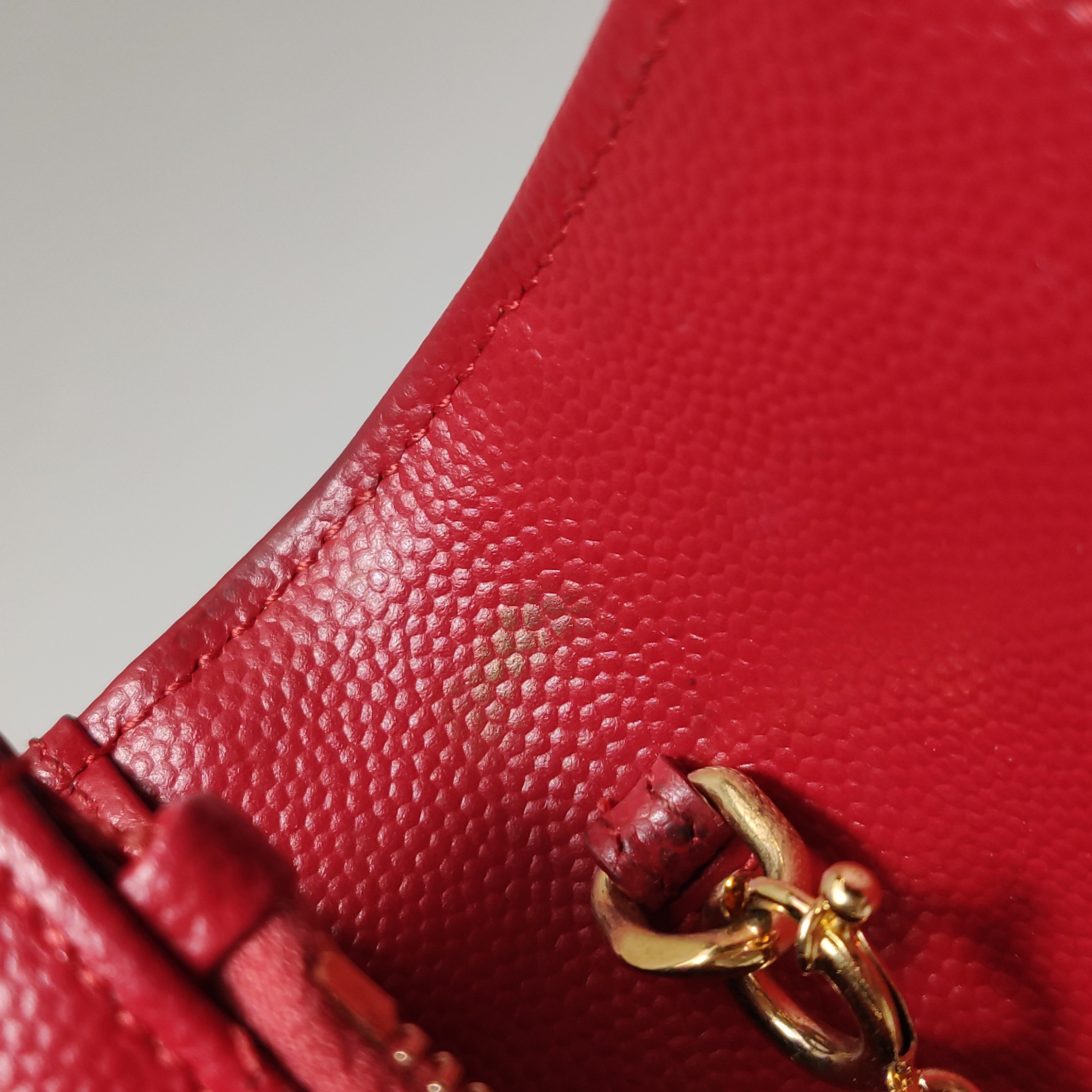Saint Laurent Classic Monogram Envelope Satchel Matelasse Chevron Leather — photo 11 of 16