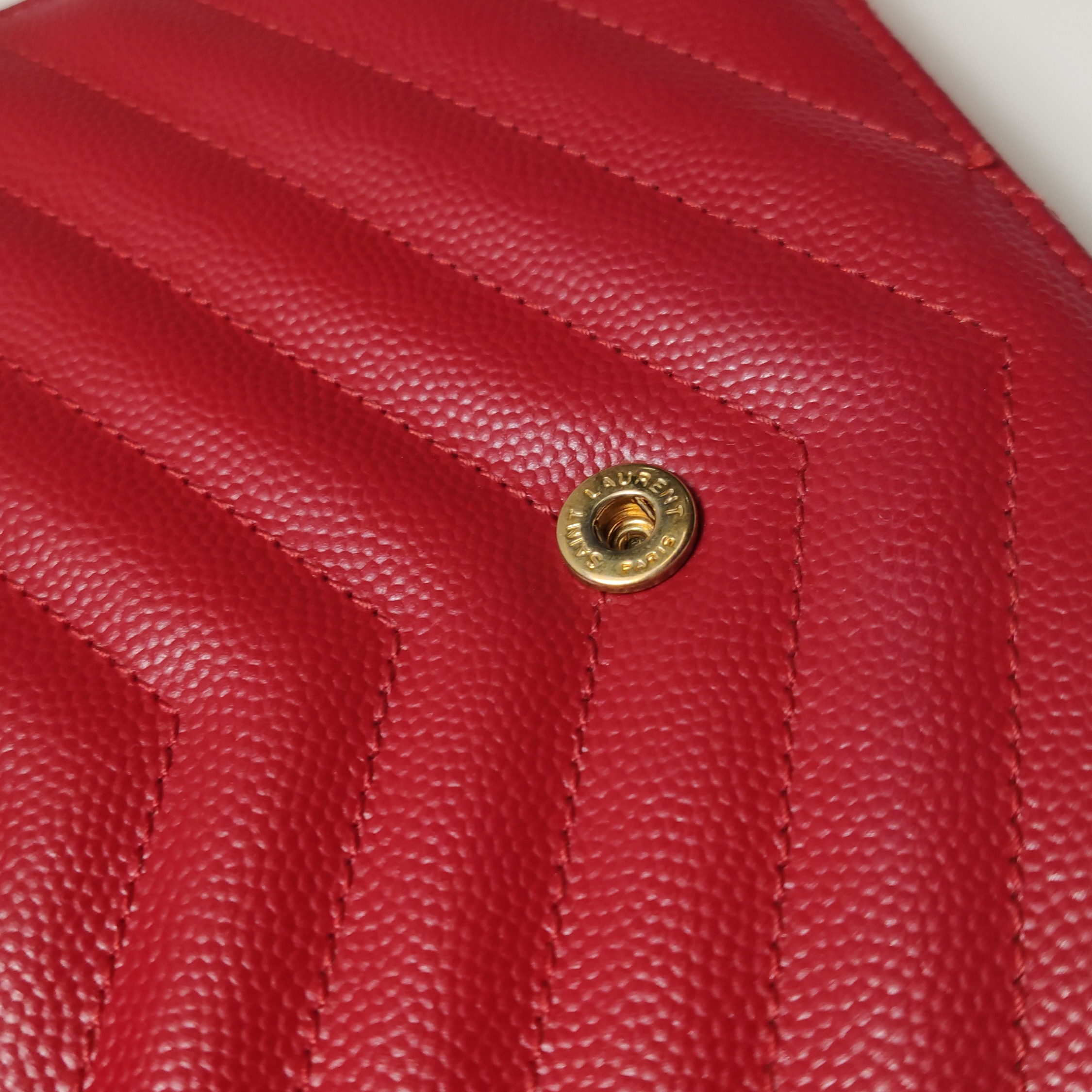 Saint Laurent Classic Monogram Envelope Satchel Matelasse Chevron Leather — photo 14 of 16