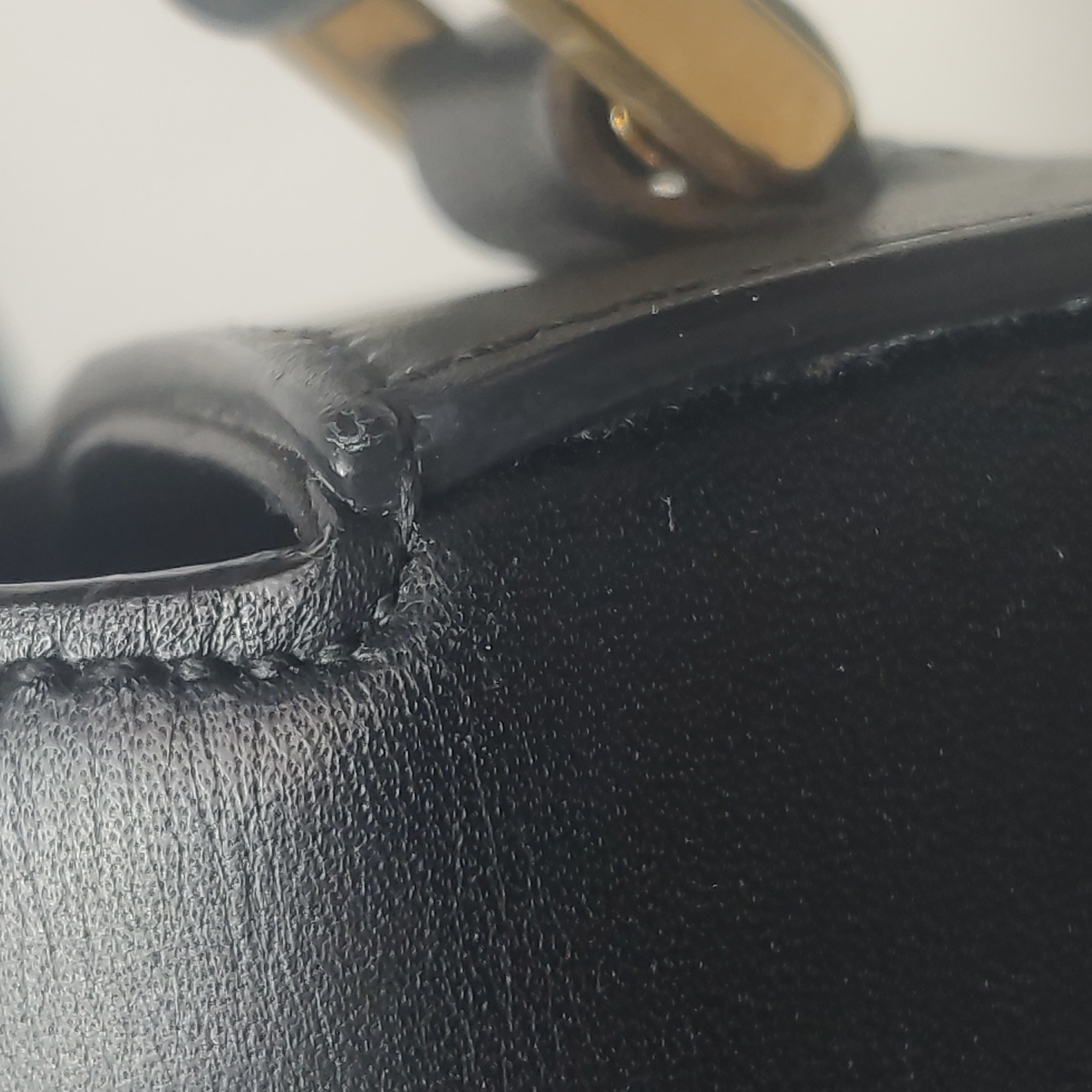 Saint Laurent Classic Monogram Universite Bag Leather — photo 16 of 19