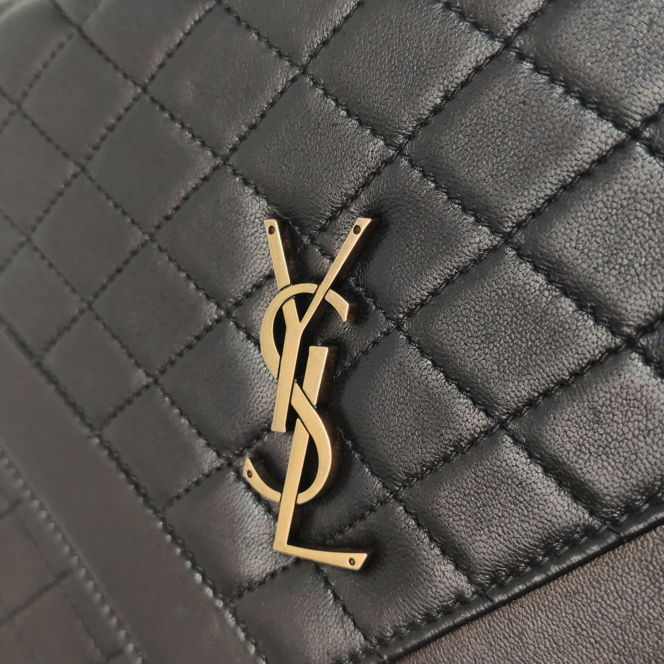 Saint Laurent Gaby Envelope Satchel Quilted Leather — photo 11 of 17