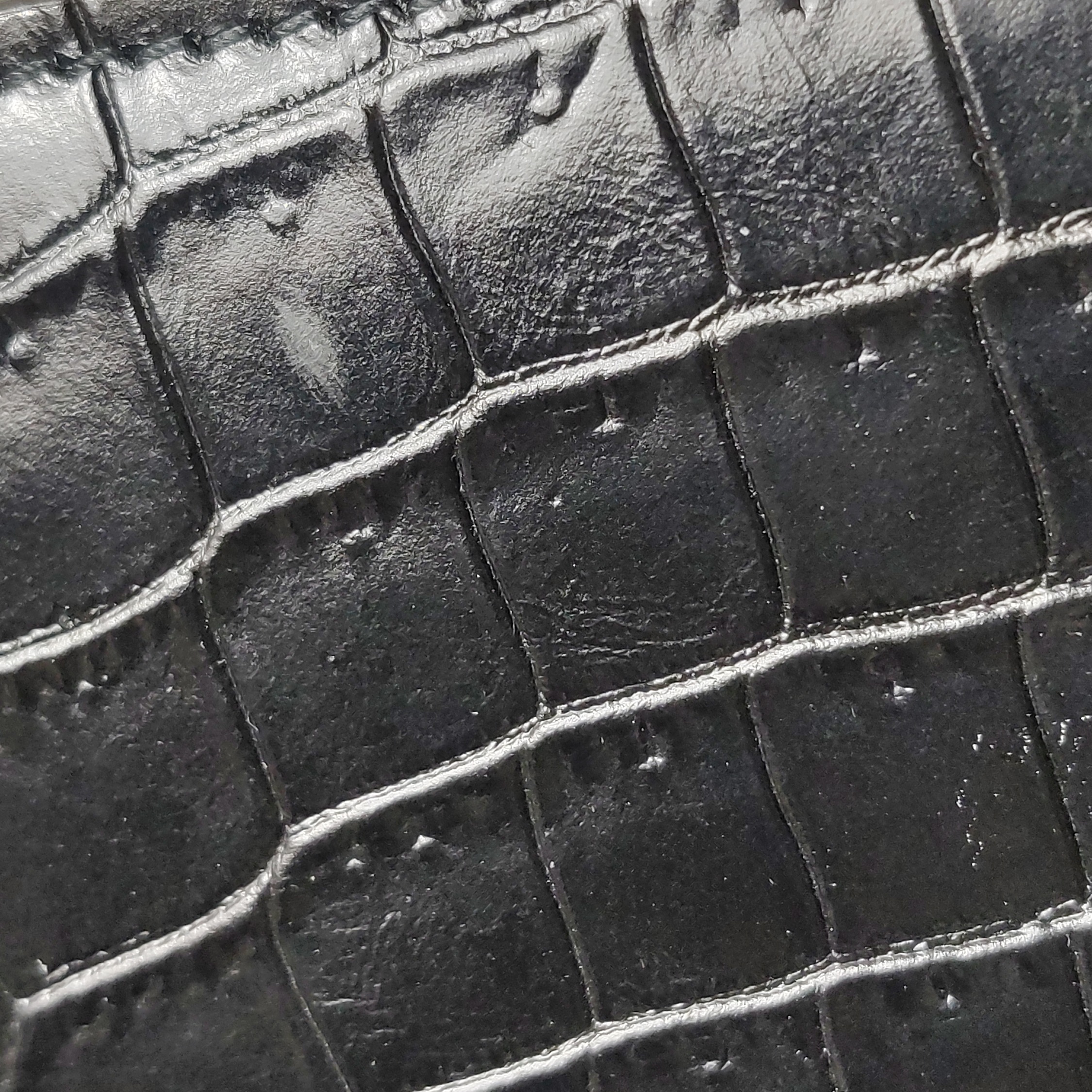 Saint Laurent Gaby Envelope Satchel Crocodile Embossed Leather — photo 18 of 19