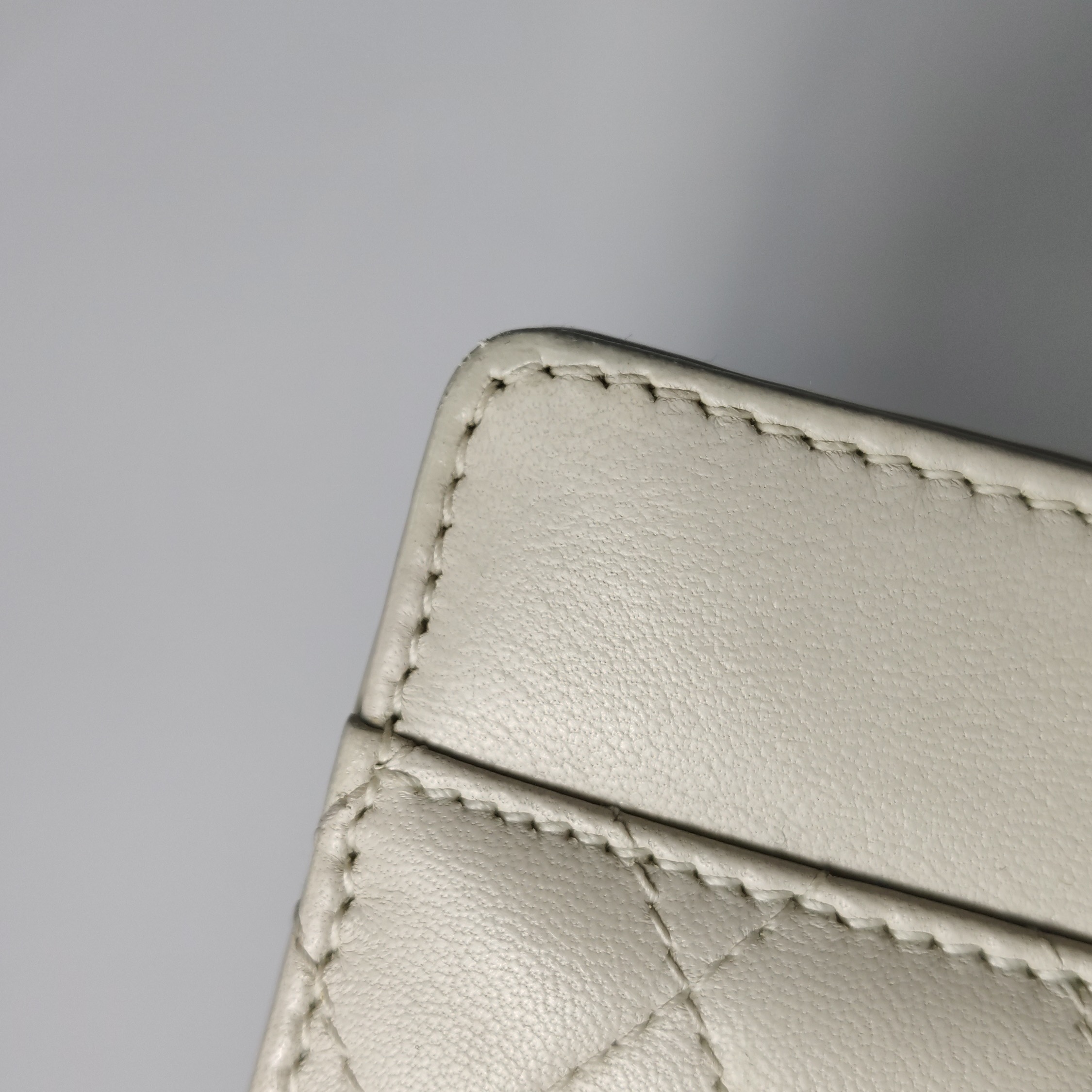 Saint Laurent Gaby Envelope Satchel Quilted Leather — photo 14 of 15