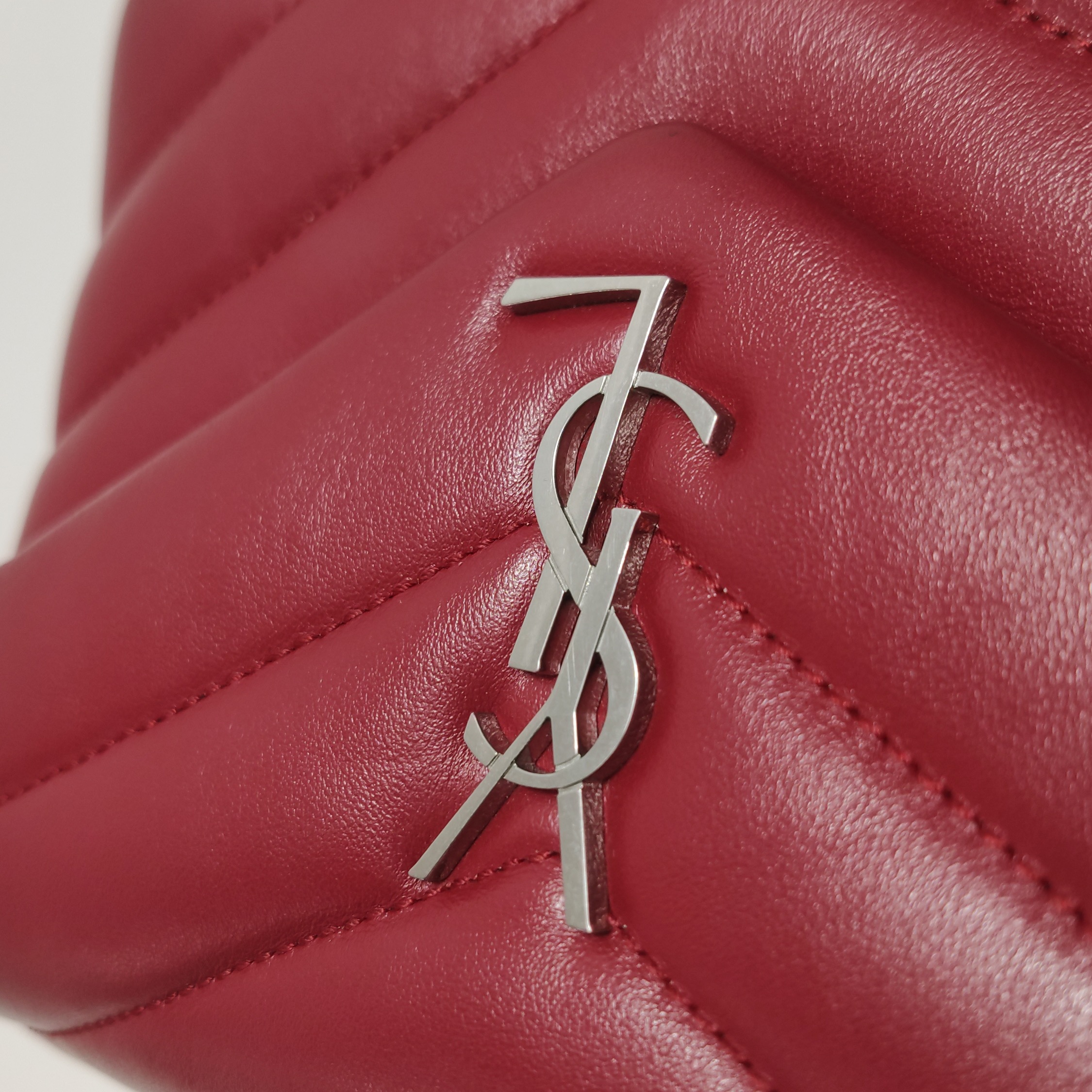 Saint Laurent Loulou Shoulder Bag Matelasse Chevron Leather Toy — photo 9 of 16
